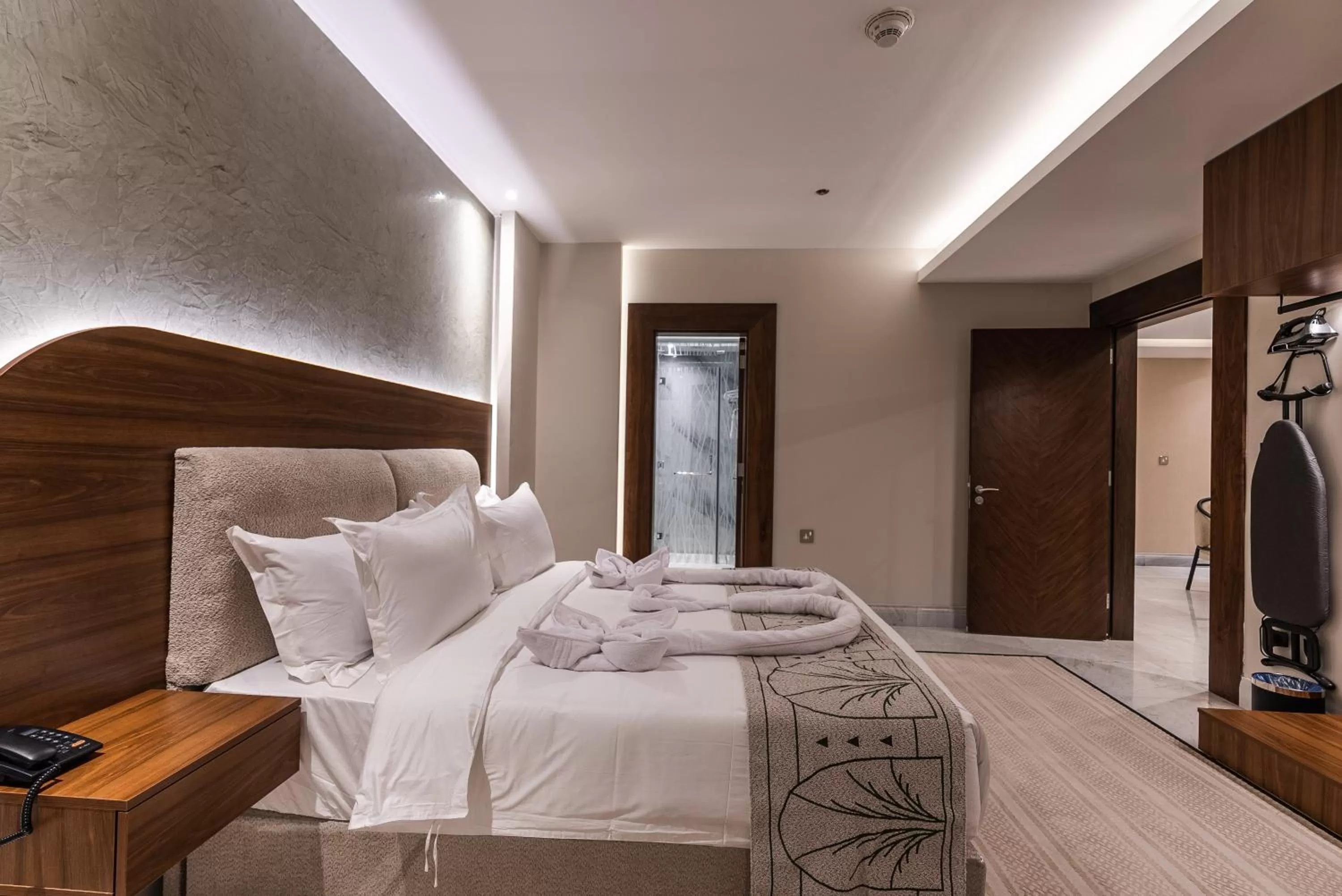 Bedroom, Bed in Tura Hotel Olaya - فندق ترى العليا