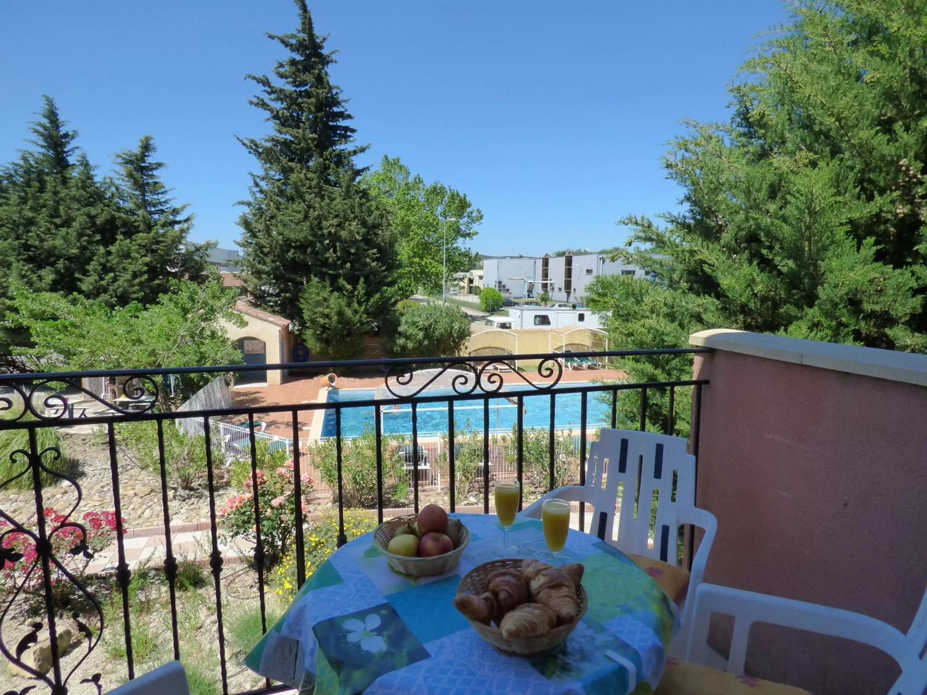 Balcony/Terrace in Appart'Hotel Festival Sud Aqua - Avignon TGV