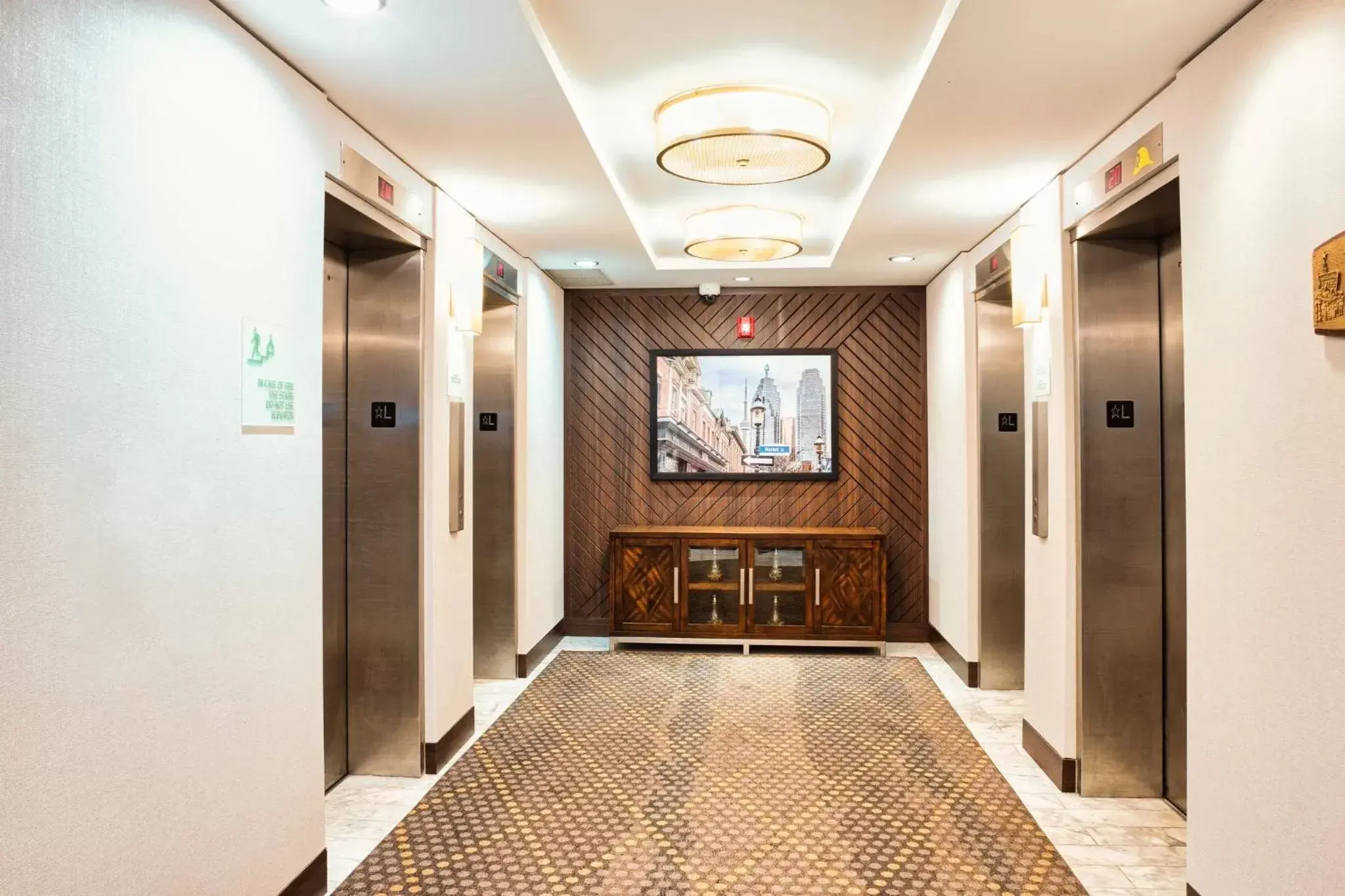 Property building in Holiday Inn Toronto Downtown Centre by IHG Property building in Holiday Inn Toronto Downtown Centre by IHG