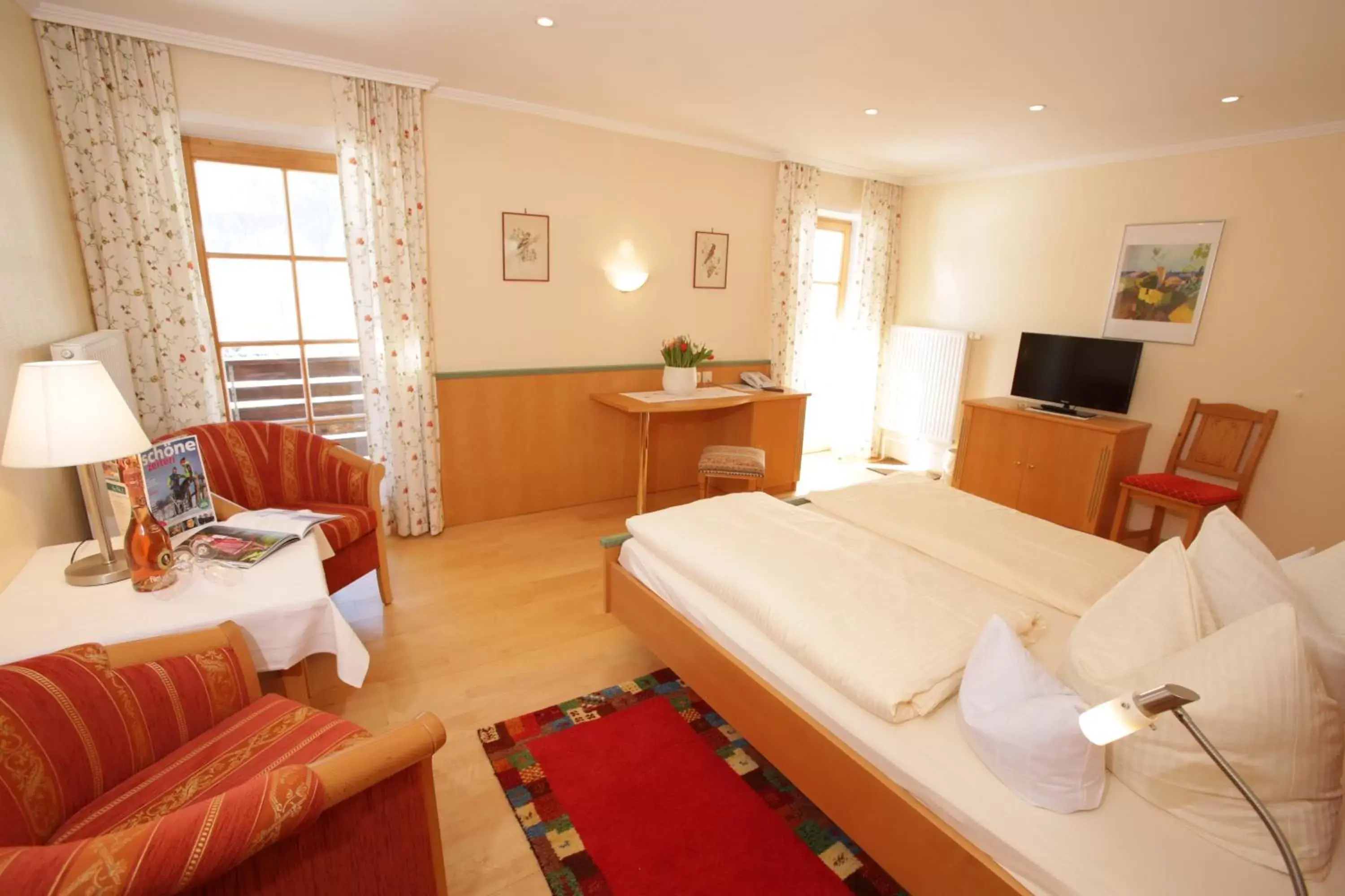 Double Room with Balcony in Klosterhof zur Post Double Room with Balcony in Klosterhof zur Post