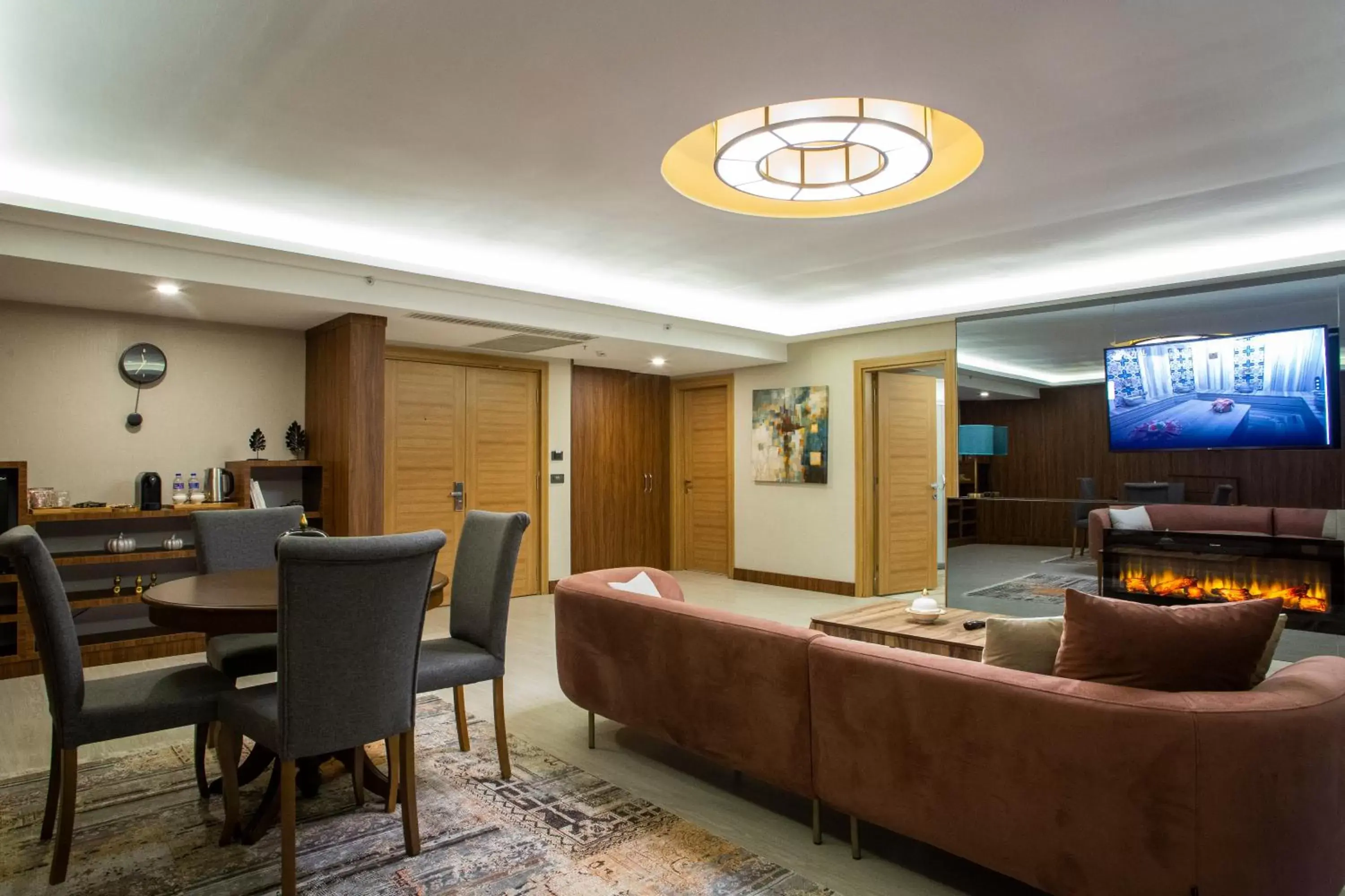 Communal kitchen, Seating Area in Royal Termal Hotel