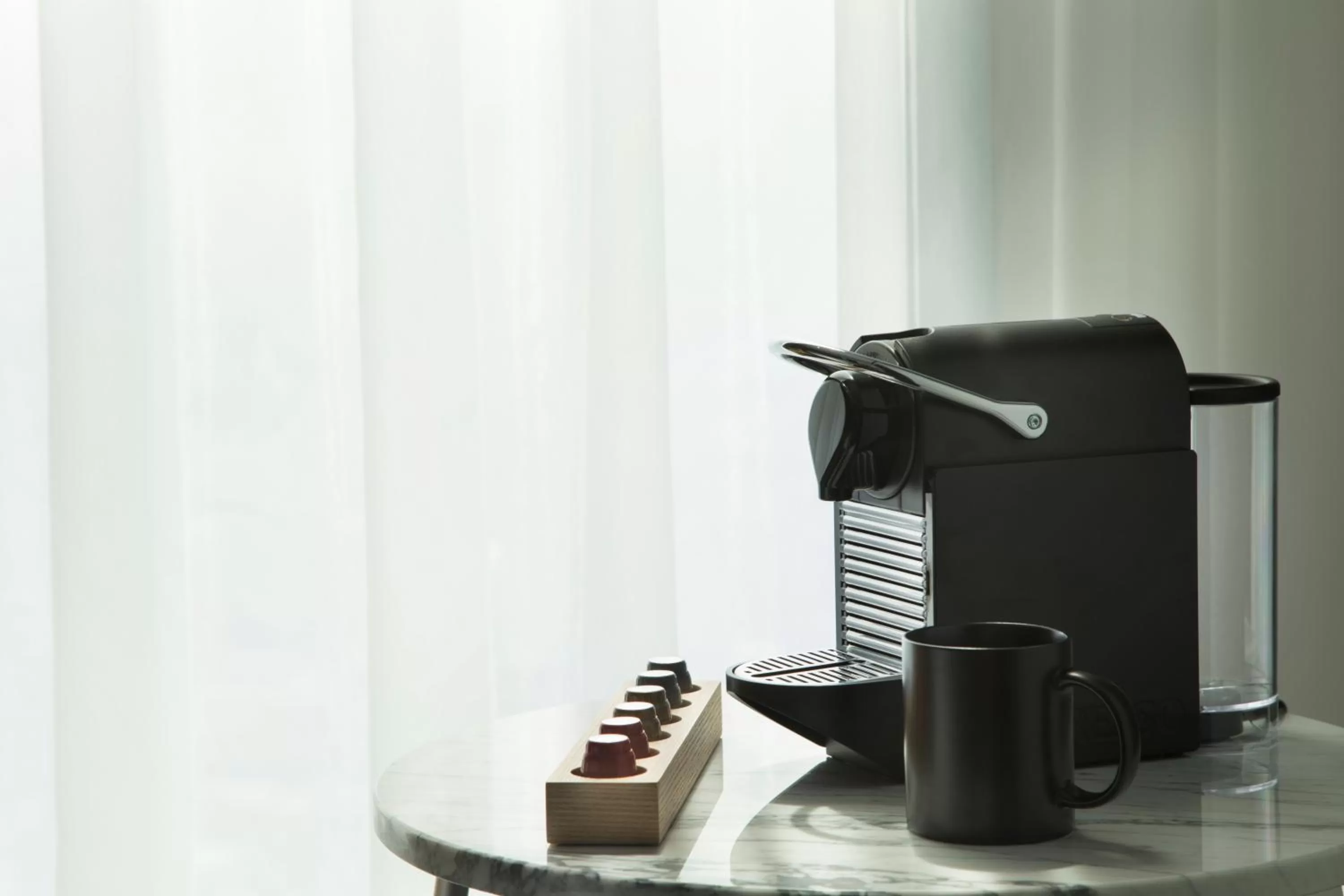 Coffee/tea facilities in L7 GANGNAM by LOTTE HOTELS