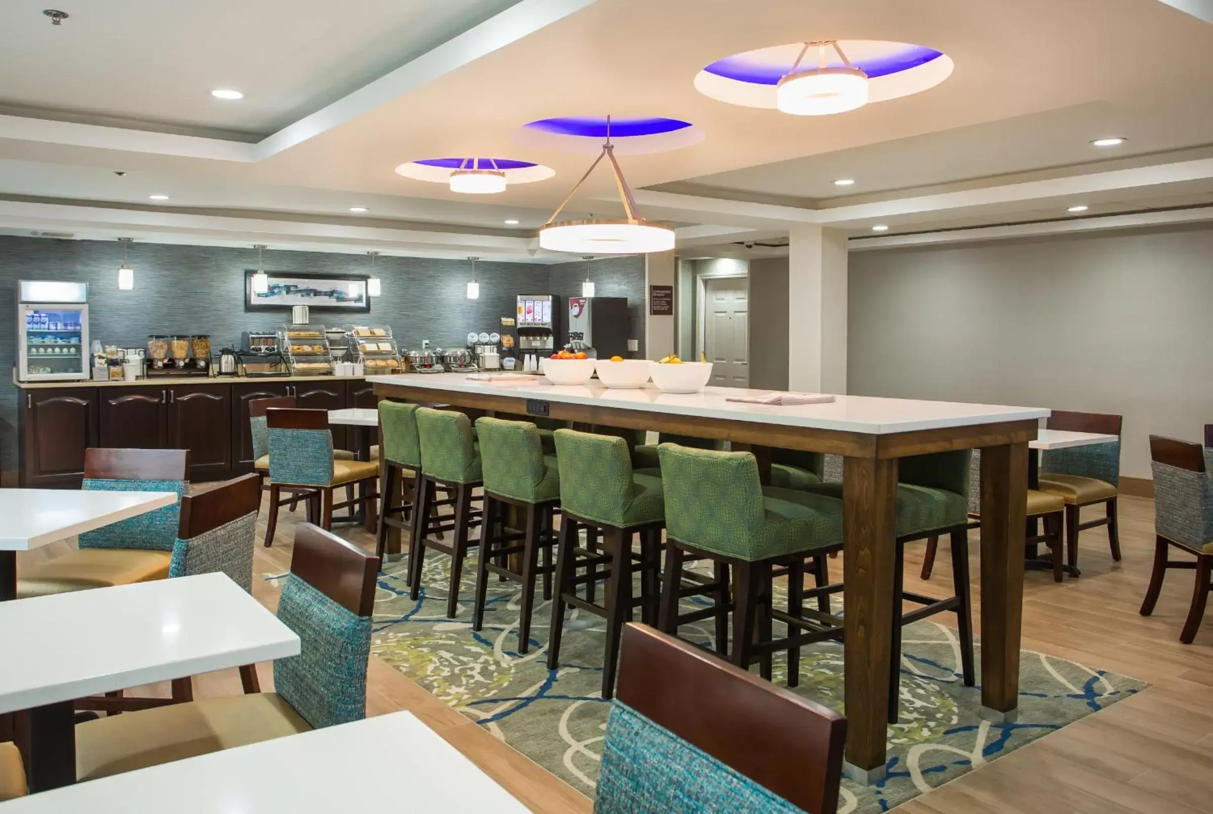 Restaurant/Places to Eat in Best Western Milford Inn