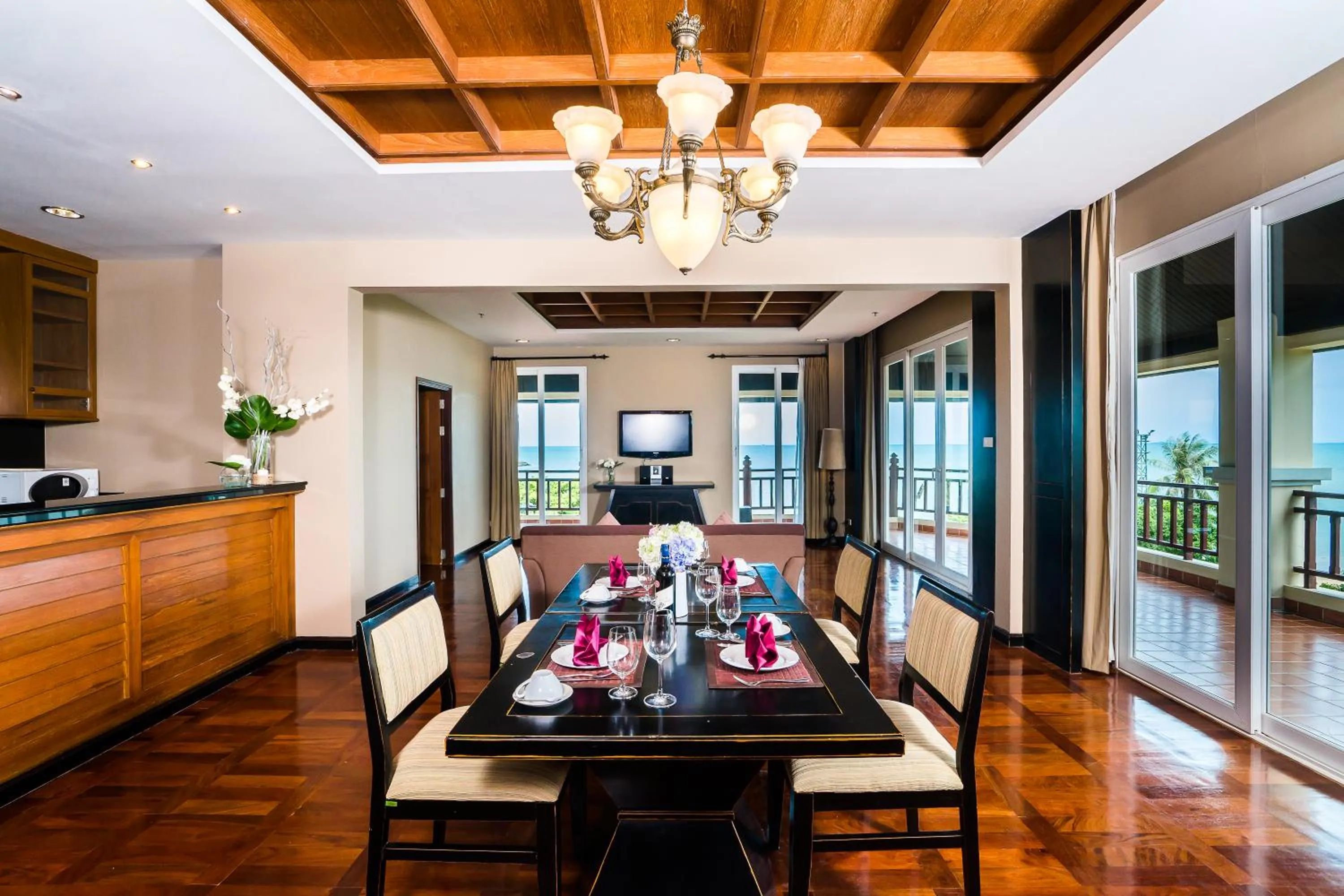 Dining area in Dor-Shada Resort By The Sea