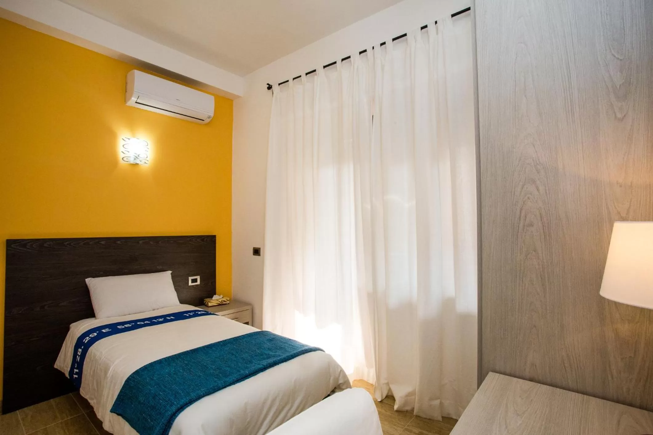 Bedroom, Bed in Trastevere's Friends