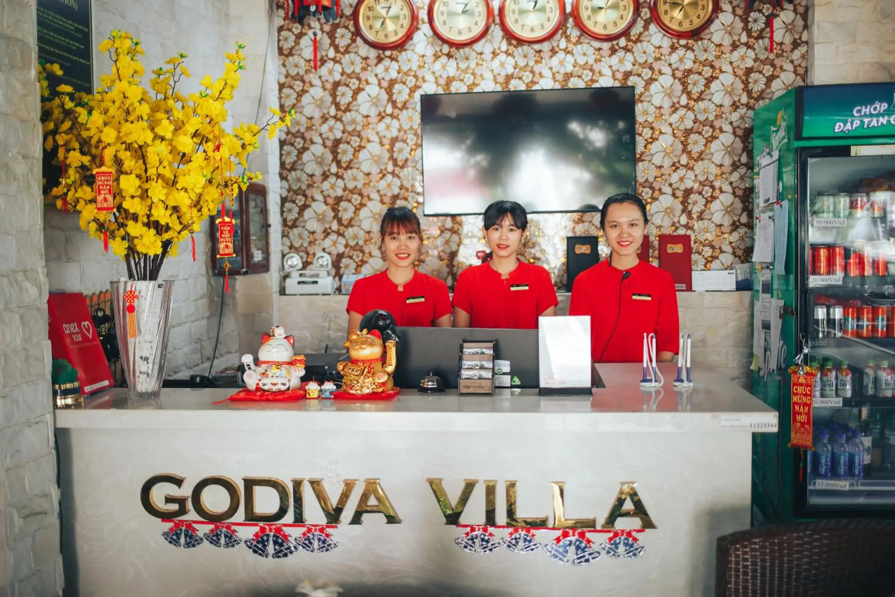 Staff, Lobby/Reception in Godiva Villa Phu Quoc