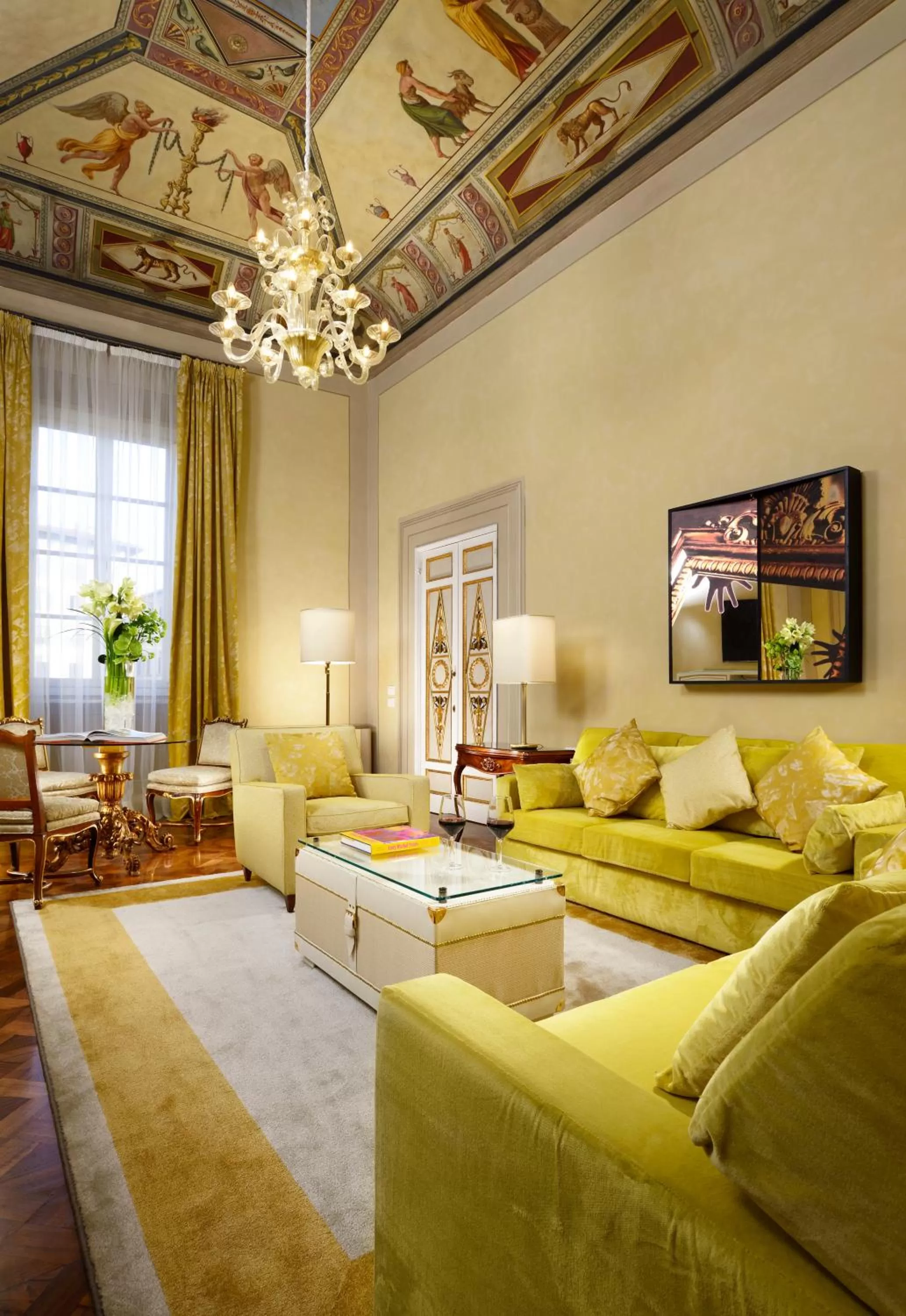 Day in Grand Hotel Minerva