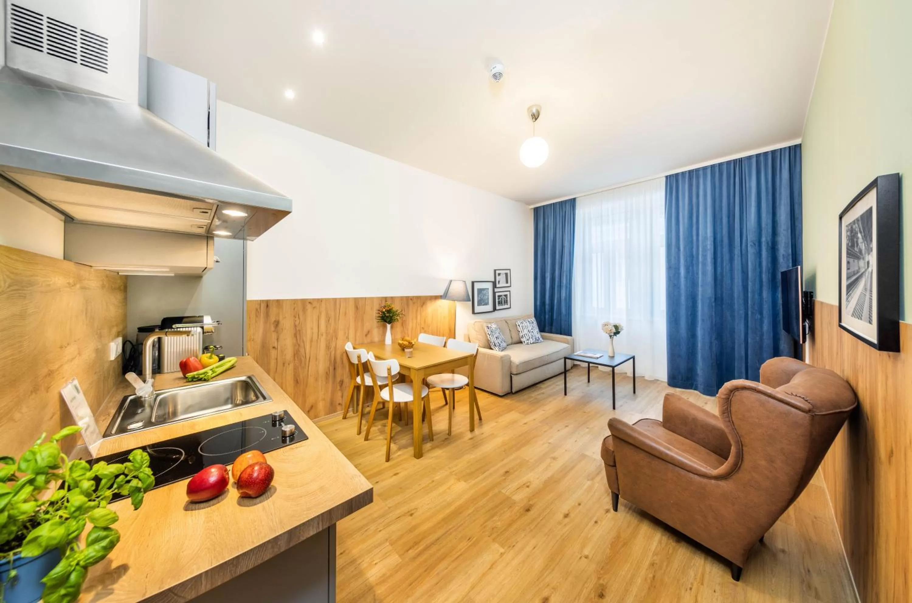 Living room in Jimmy's Apartments Emerald