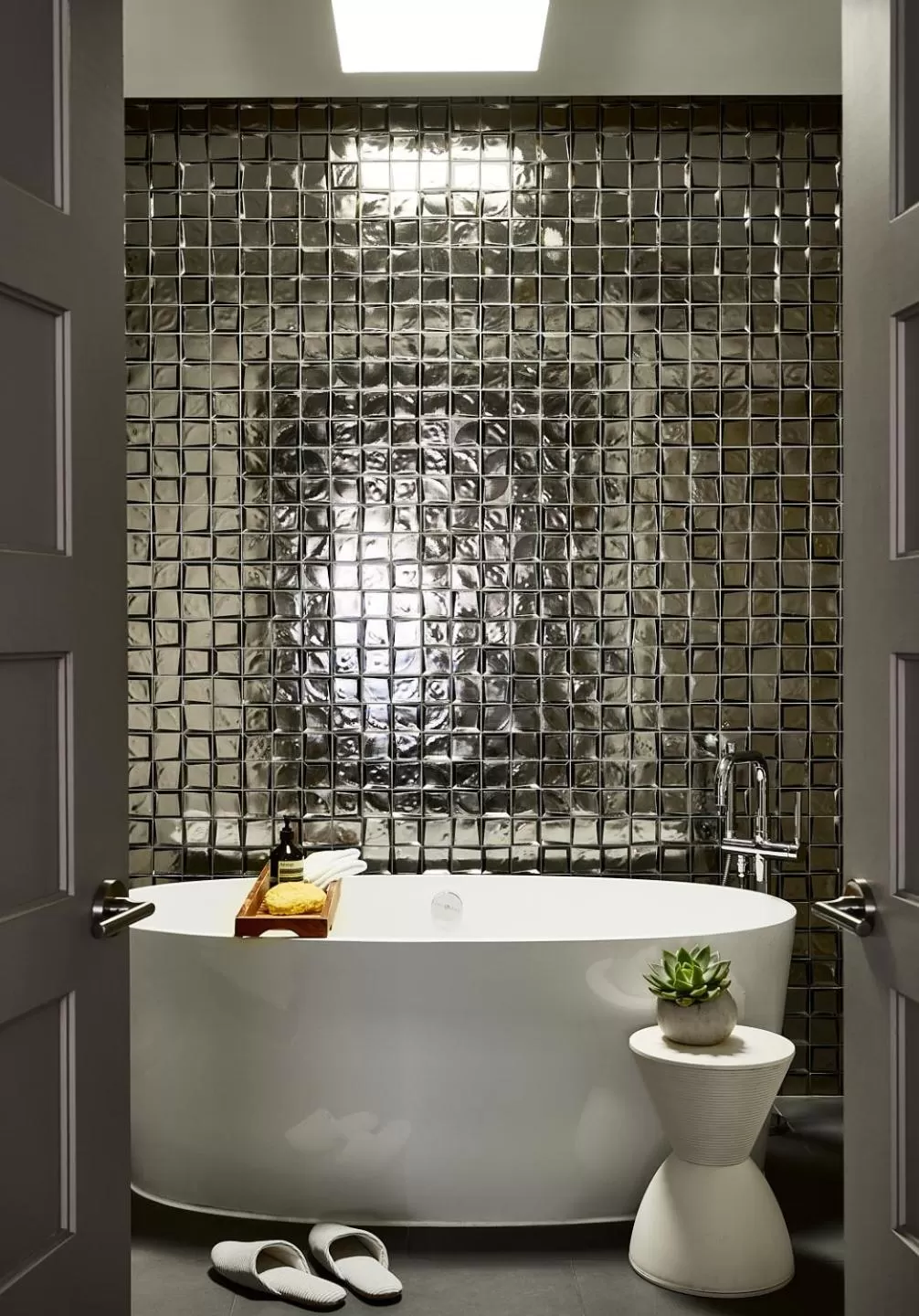 Bath in Sanctuary Camelback Mountain Resort and Spa