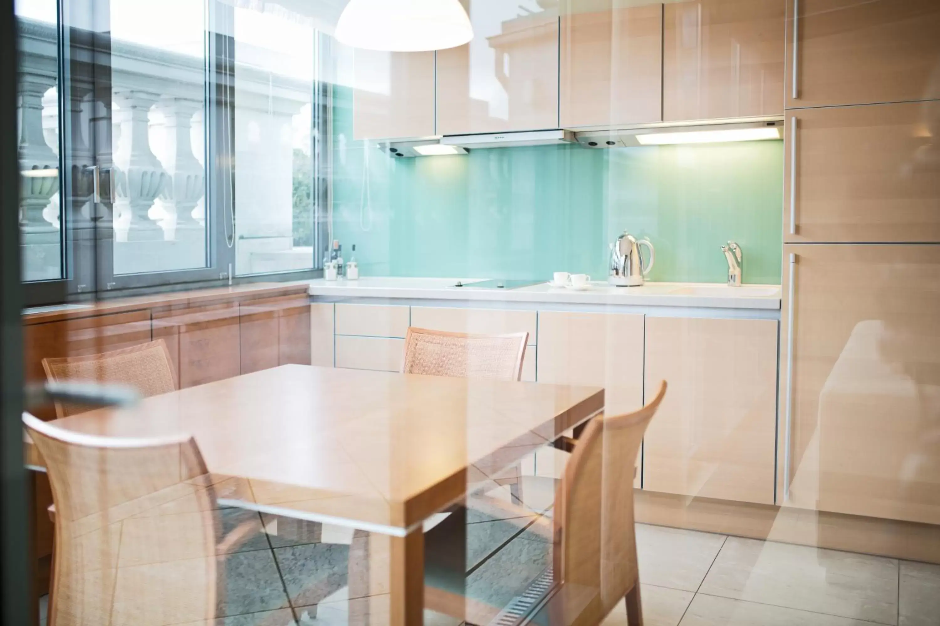 Kitchen or kitchenette, Kitchen/Kitchenette in Palais Coburg Hotel Residenz