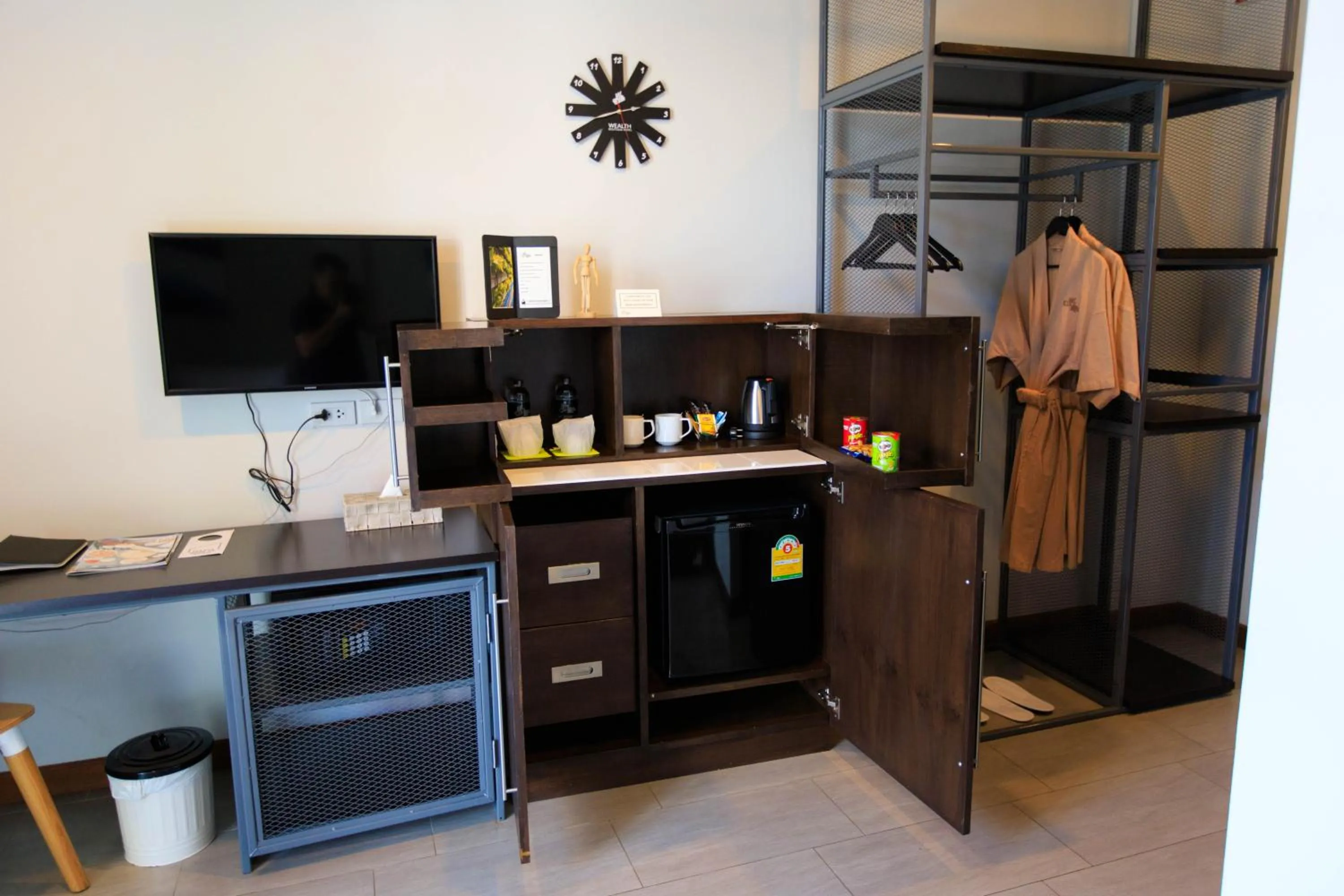 TV and multimedia in Wealth Boutique Hotel Chiang Mai