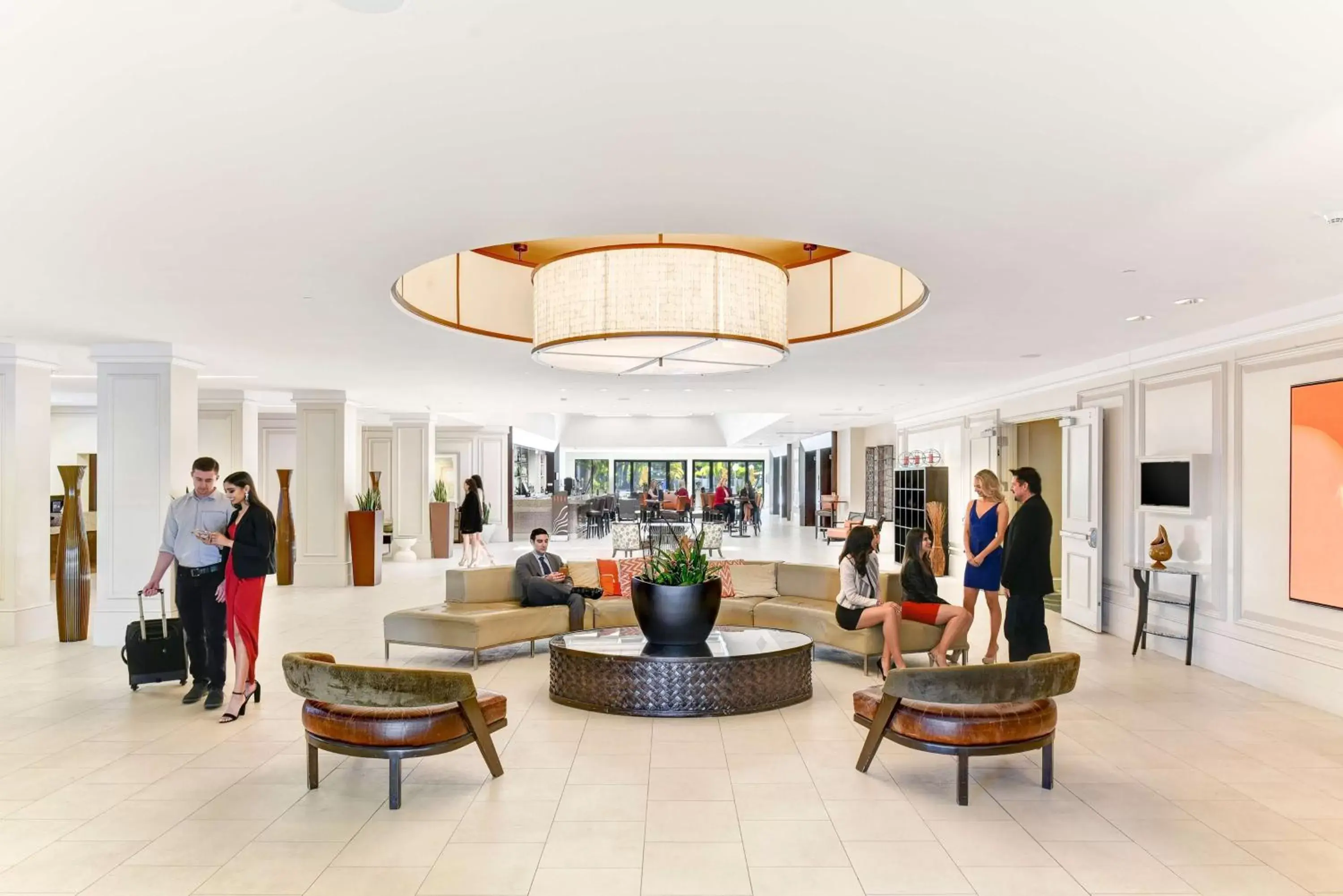 Lobby or reception in Hilton Irvine/Orange County Airport