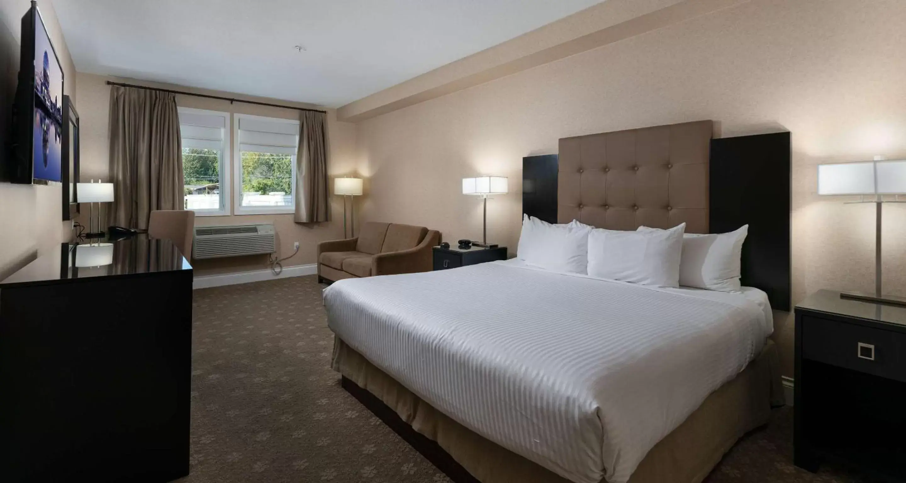 Bedroom, Bed in Prestige Oceanfront Resort, WorldHotels Luxury