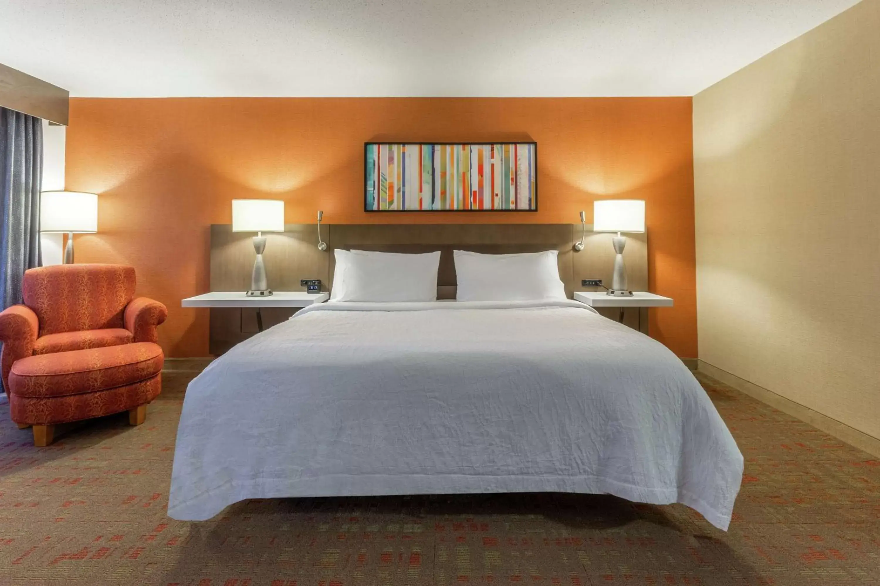 Bed in Hilton Garden Inn Chicago/Tinley Park