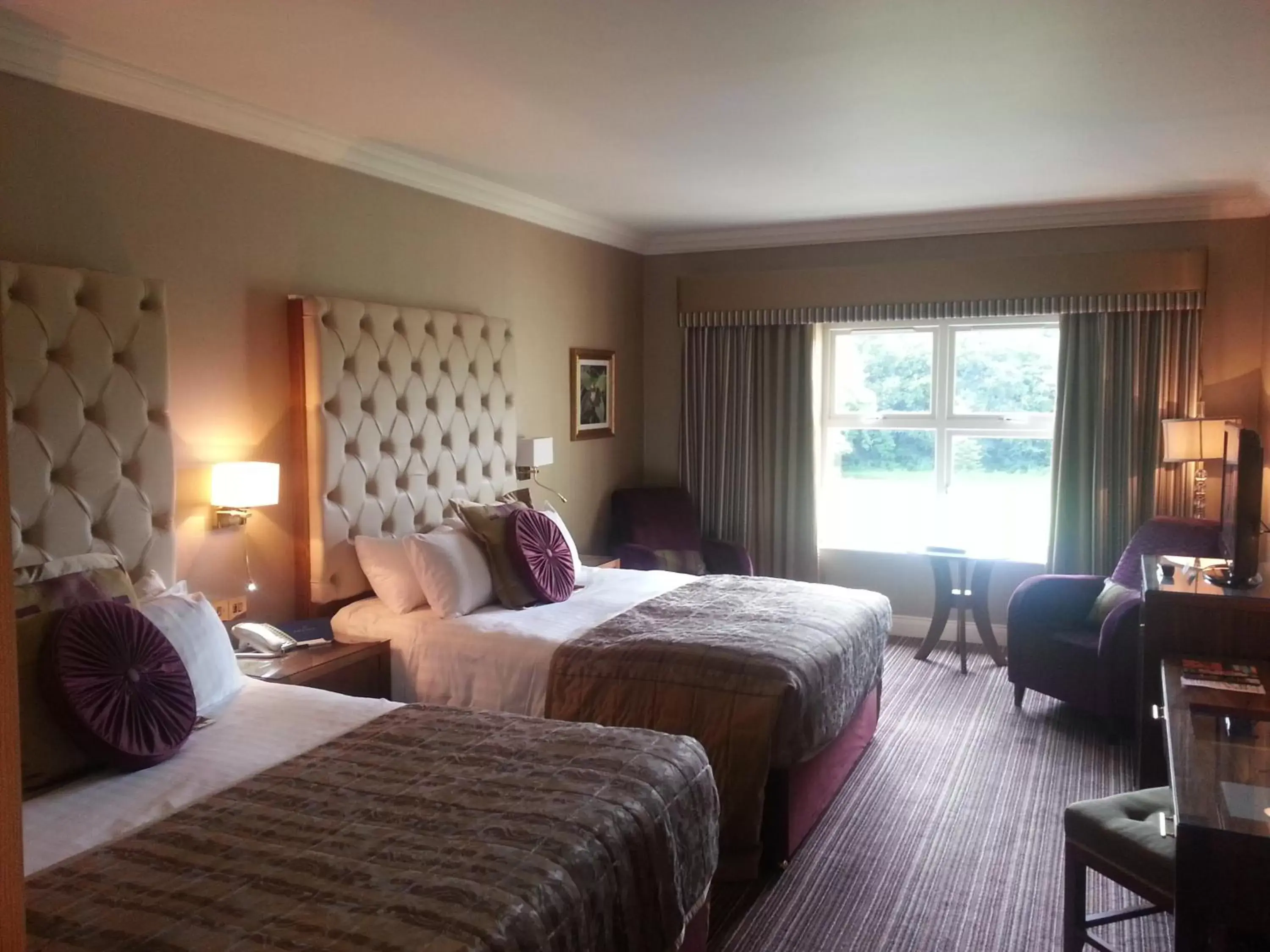 Photo of the whole room, Bed in Manor House Country Hotel