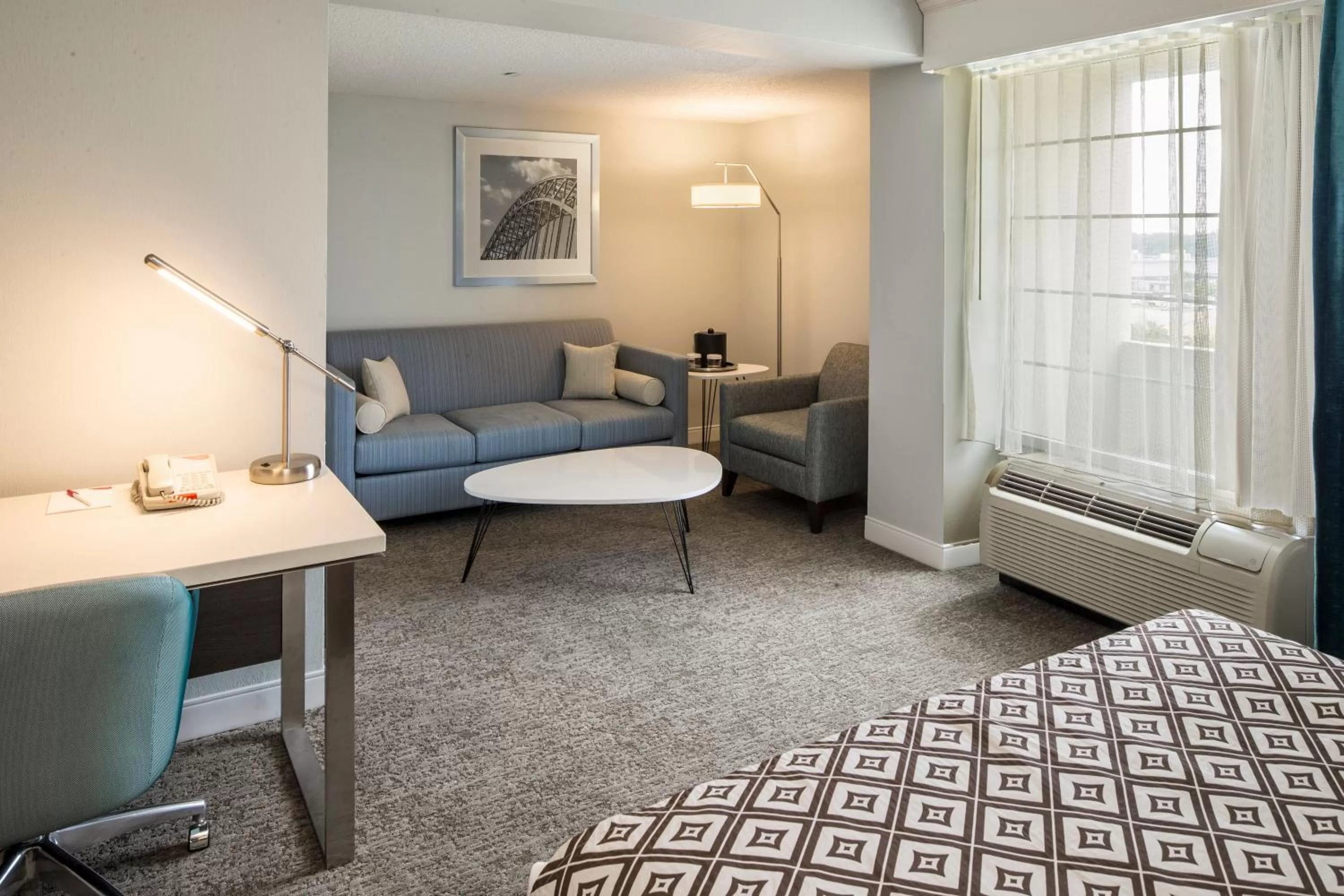 Photo of the whole room, Bed in Crowne Plaza Hotel and Suites Pittsburgh South by IHG