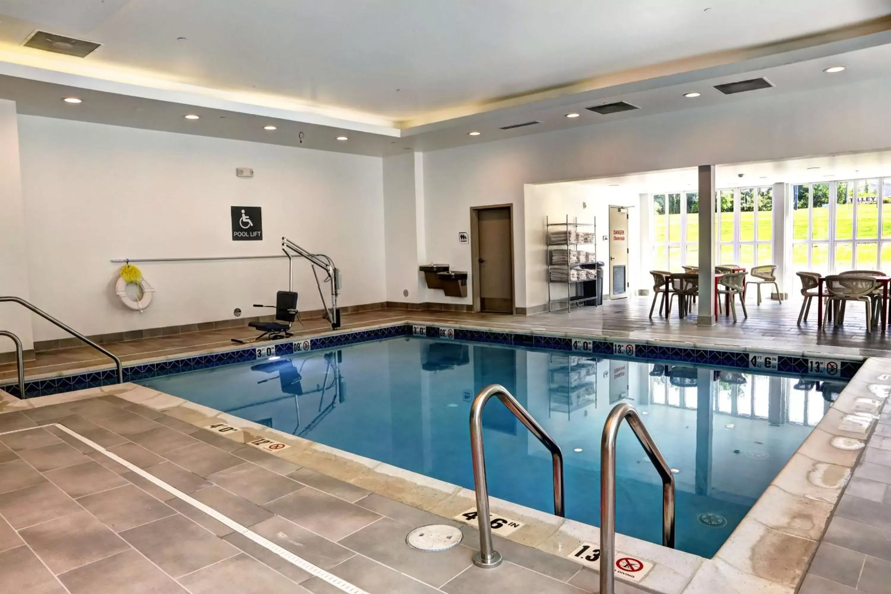 Swimming Pool in Hilton Garden Inn Bel Air, Md