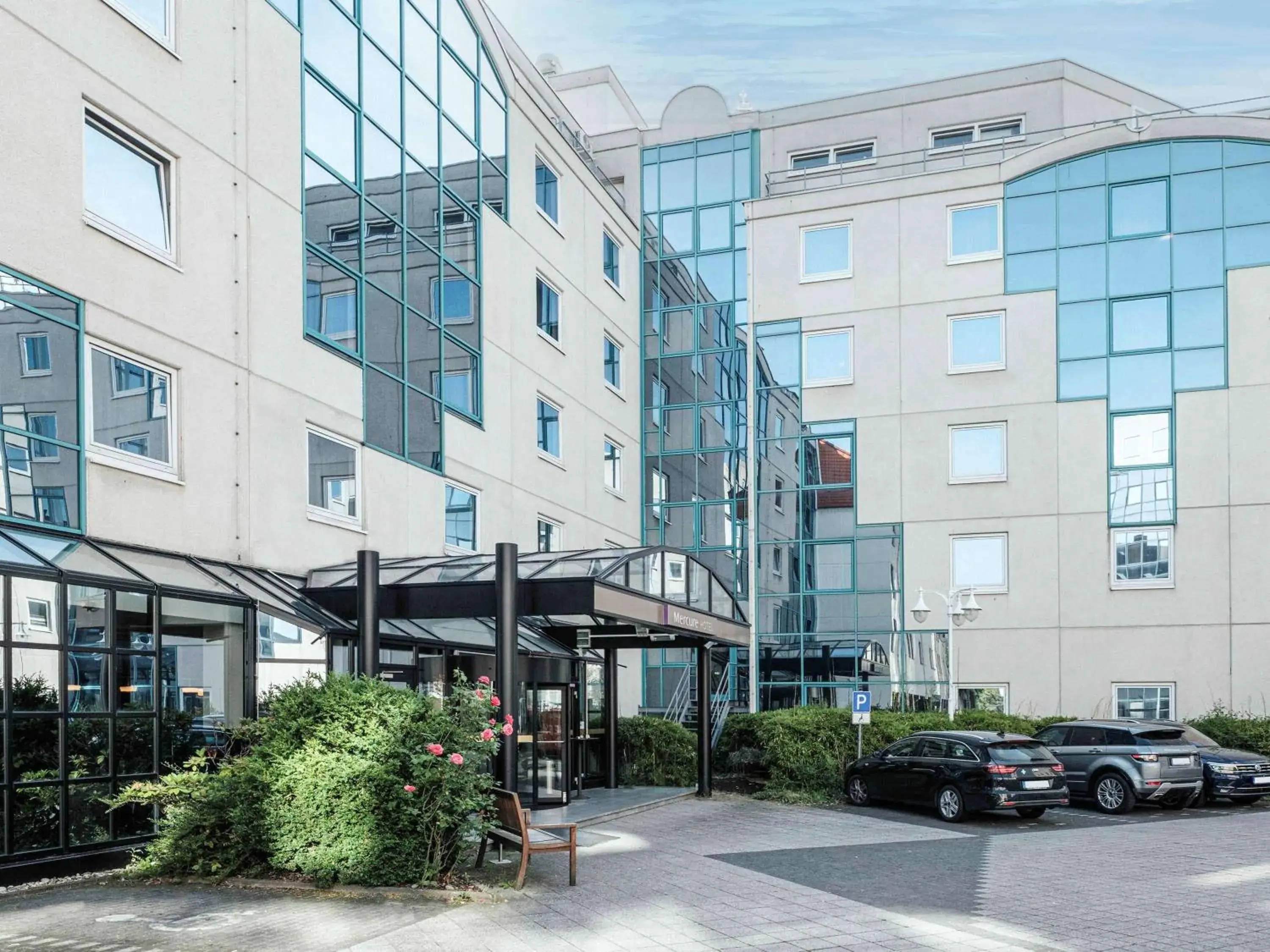 Property Building in Mercure Hotel Frankfurt Airport Langen