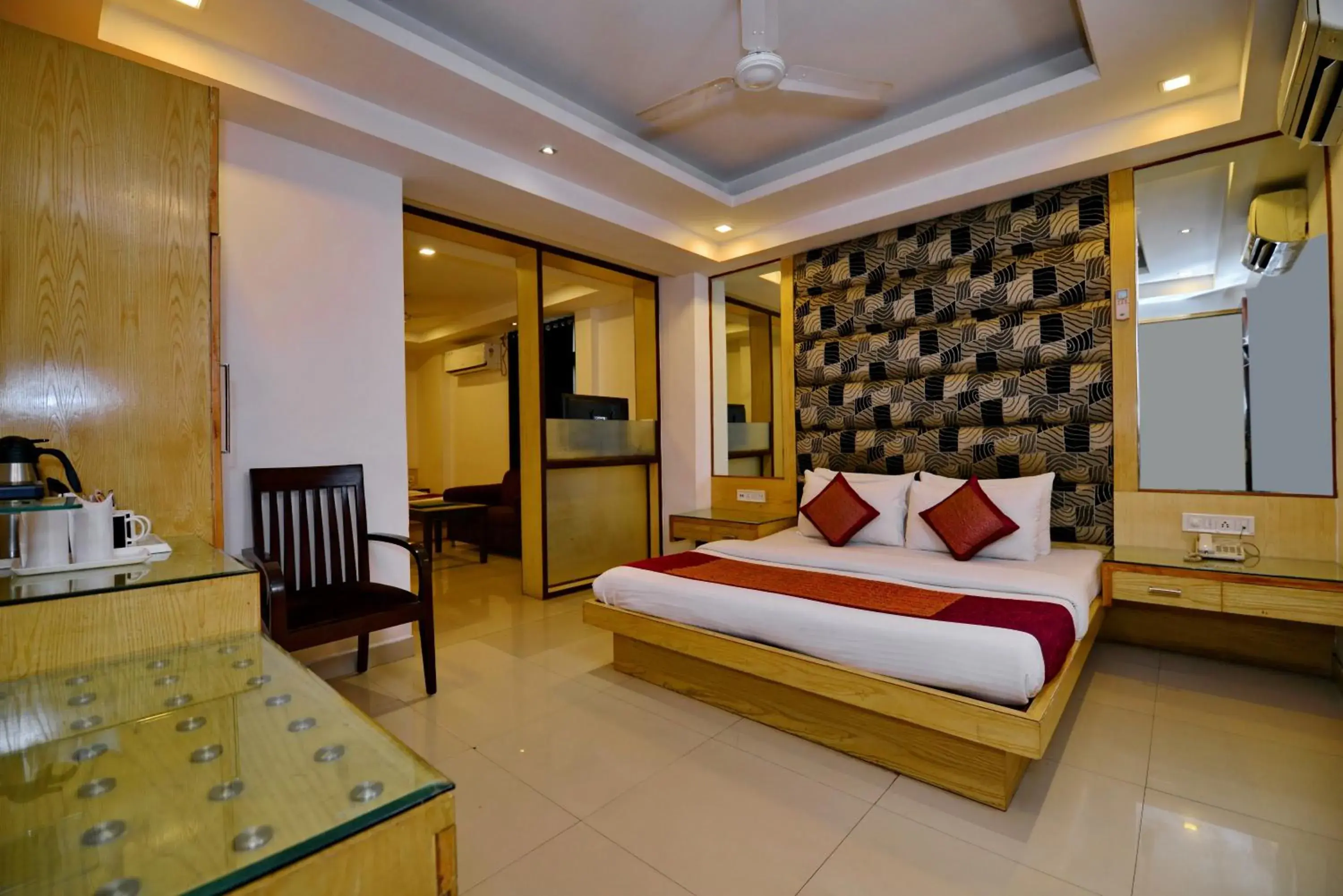 Living room in Hotel Krishna Deluxe-By RCG Hotels