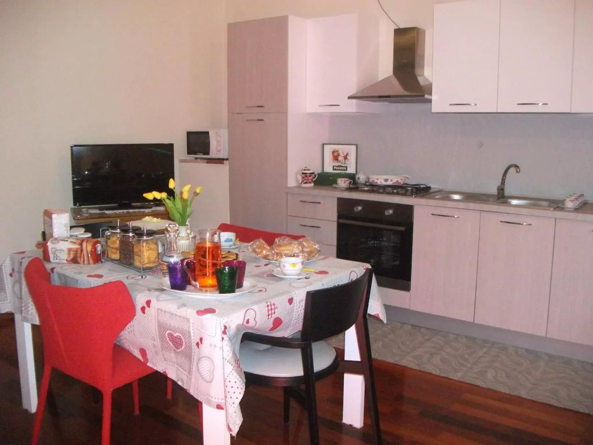 Italian breakfast, Kitchen/Kitchenette in Dimora di Mara