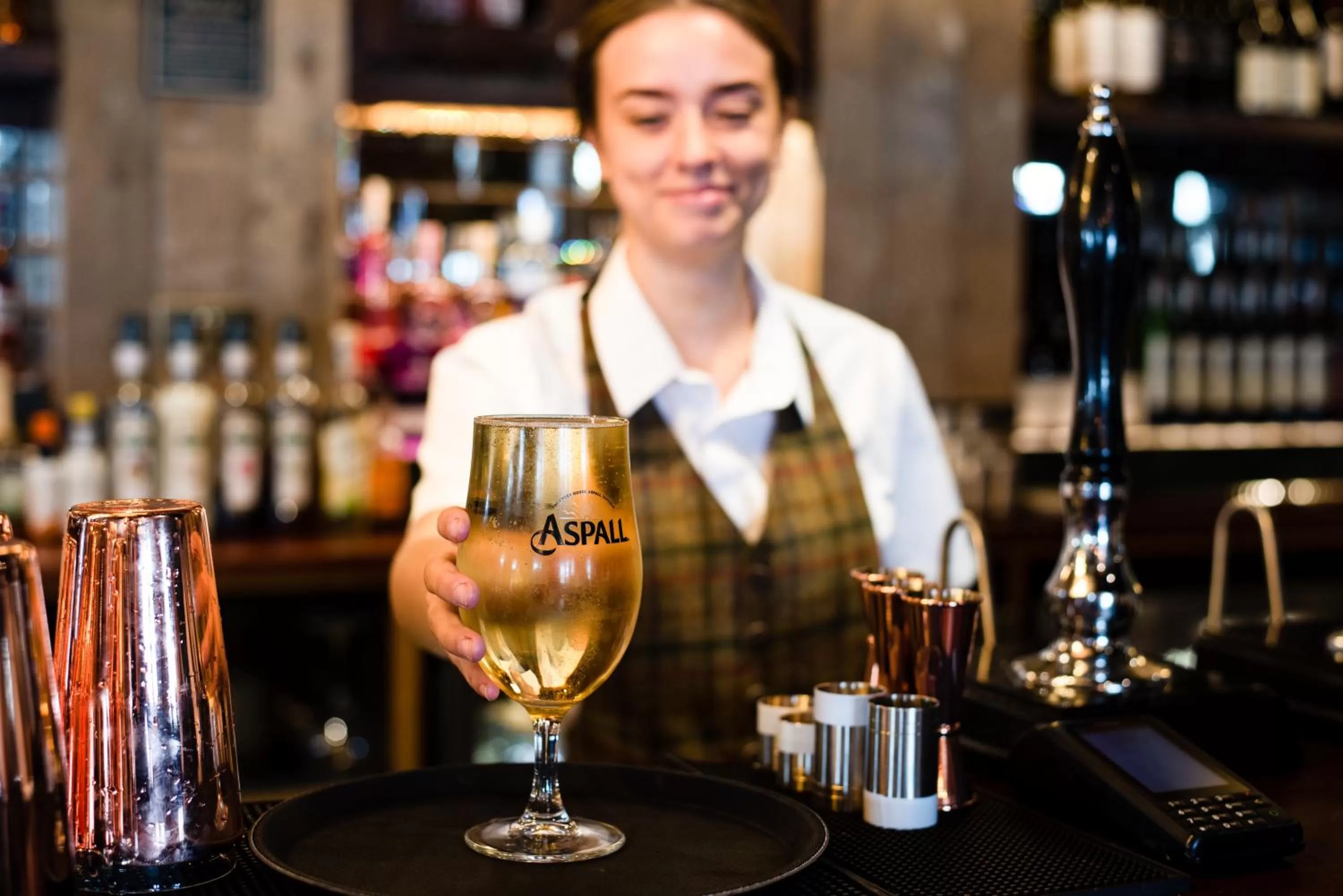 Lounge or bar in The Seaburn Inn - The Inn Collection Group