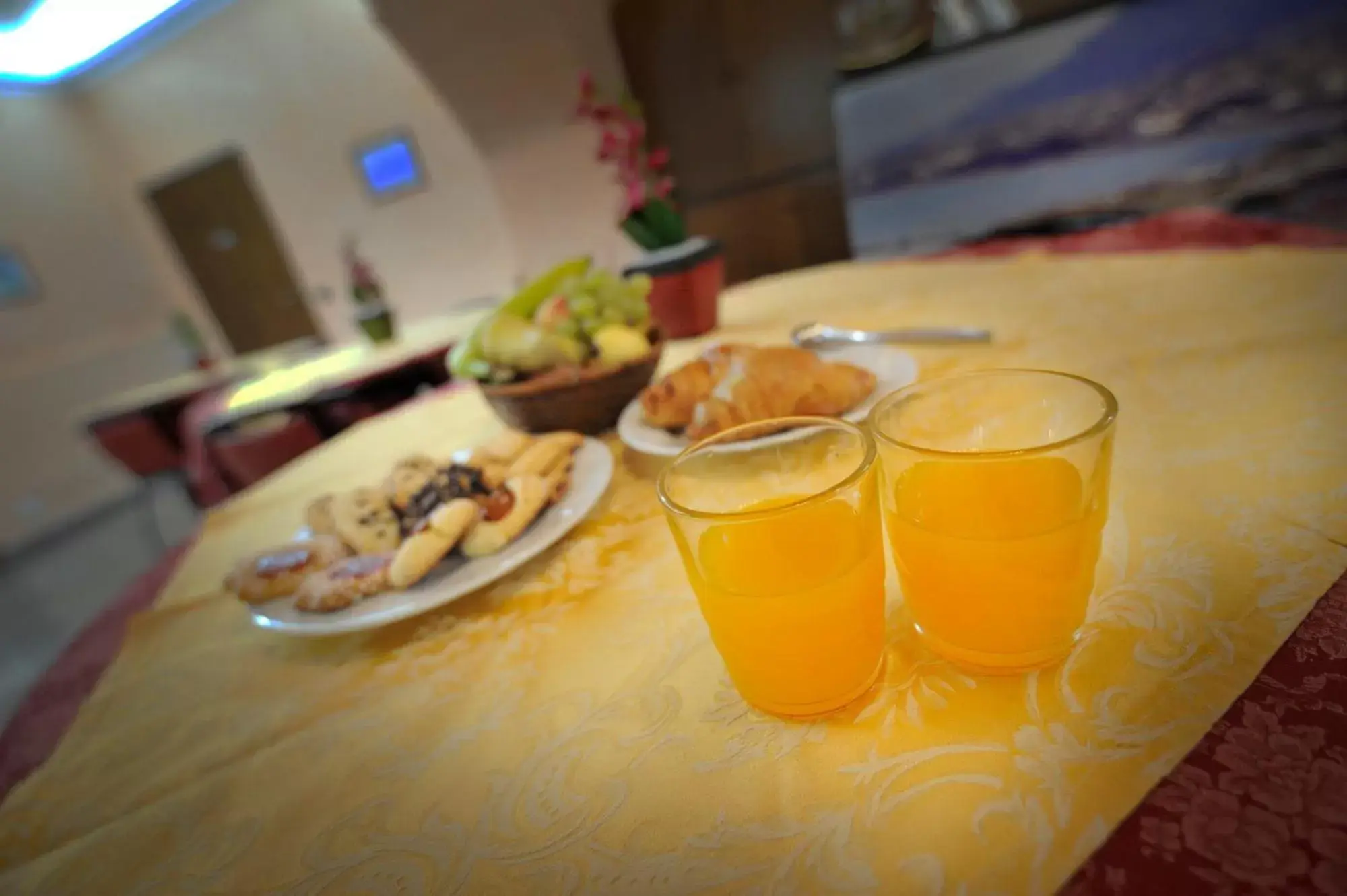 Breakfast in Hotel Piccolo