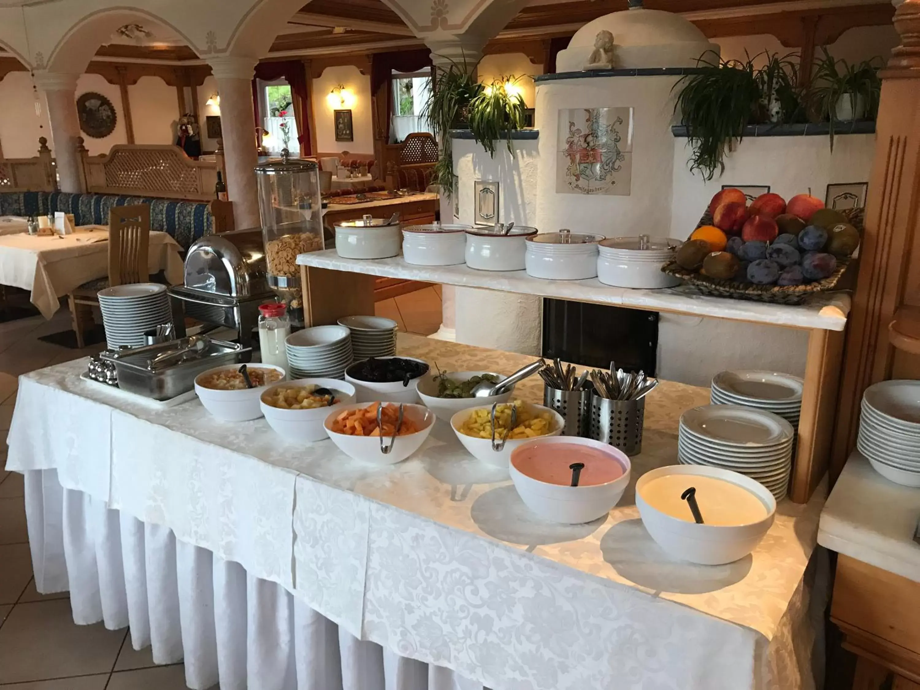 Buffet breakfast in Hotel Amaten