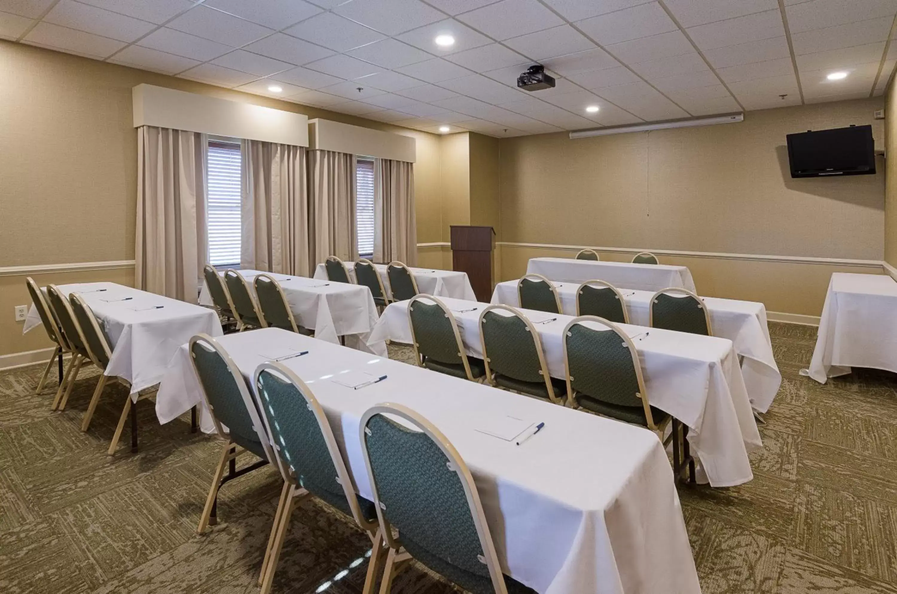 Banquet/Function facilities in BEST WESTERN PLUS Inn at Valley View