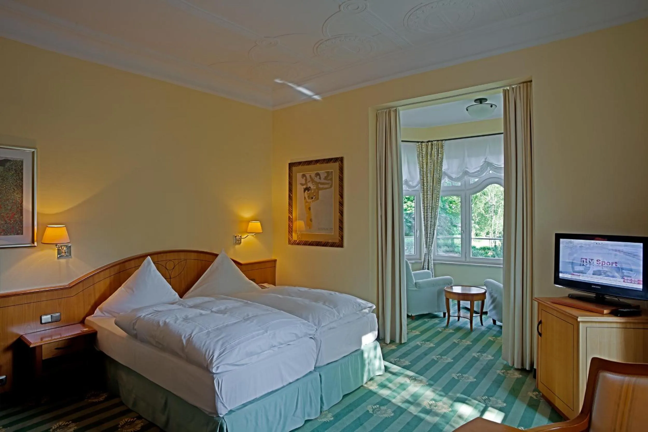 Photo of the whole room, Bed in Ringhotel Strandblick