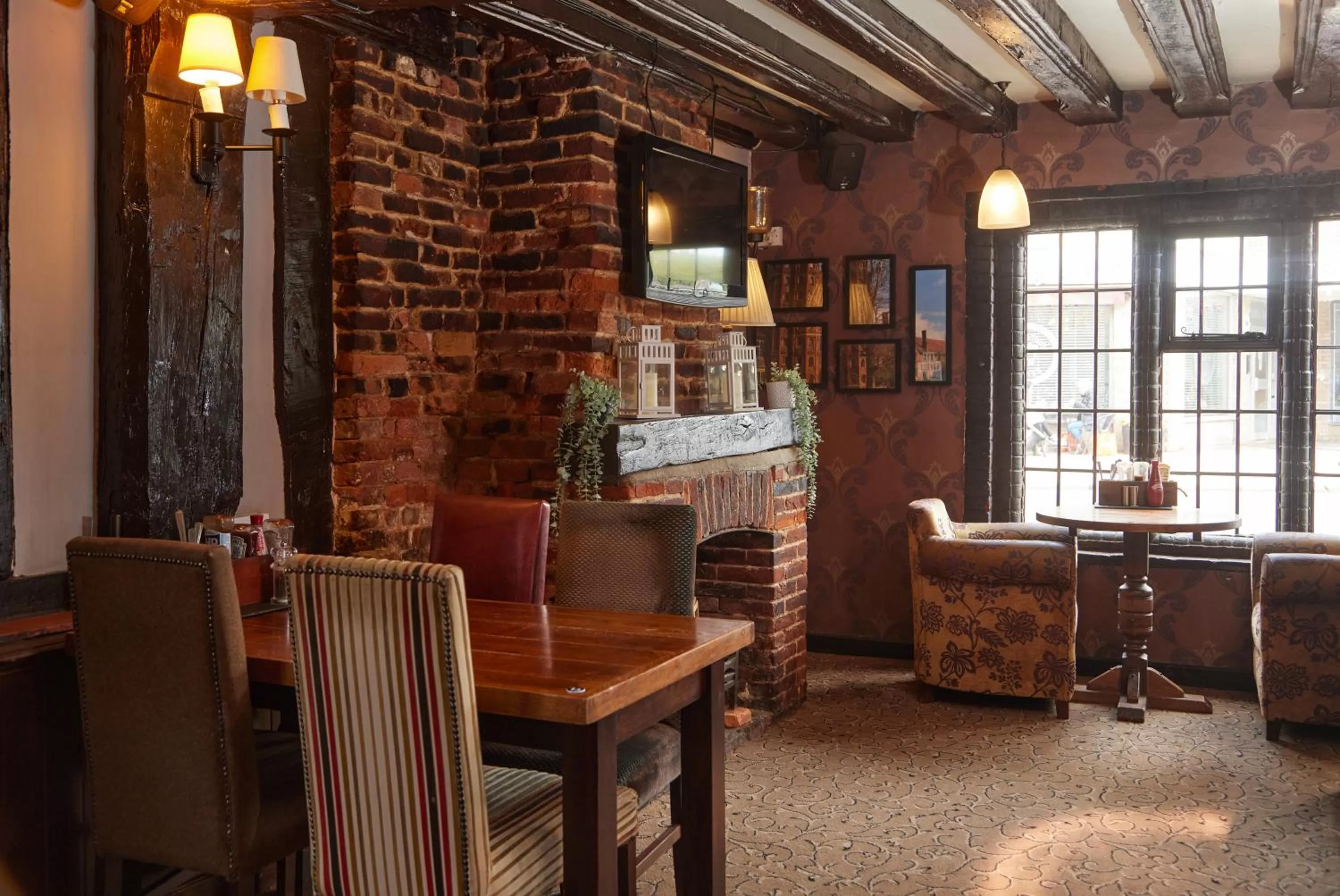 Seating area in Bull Hotel by Greene King Inns