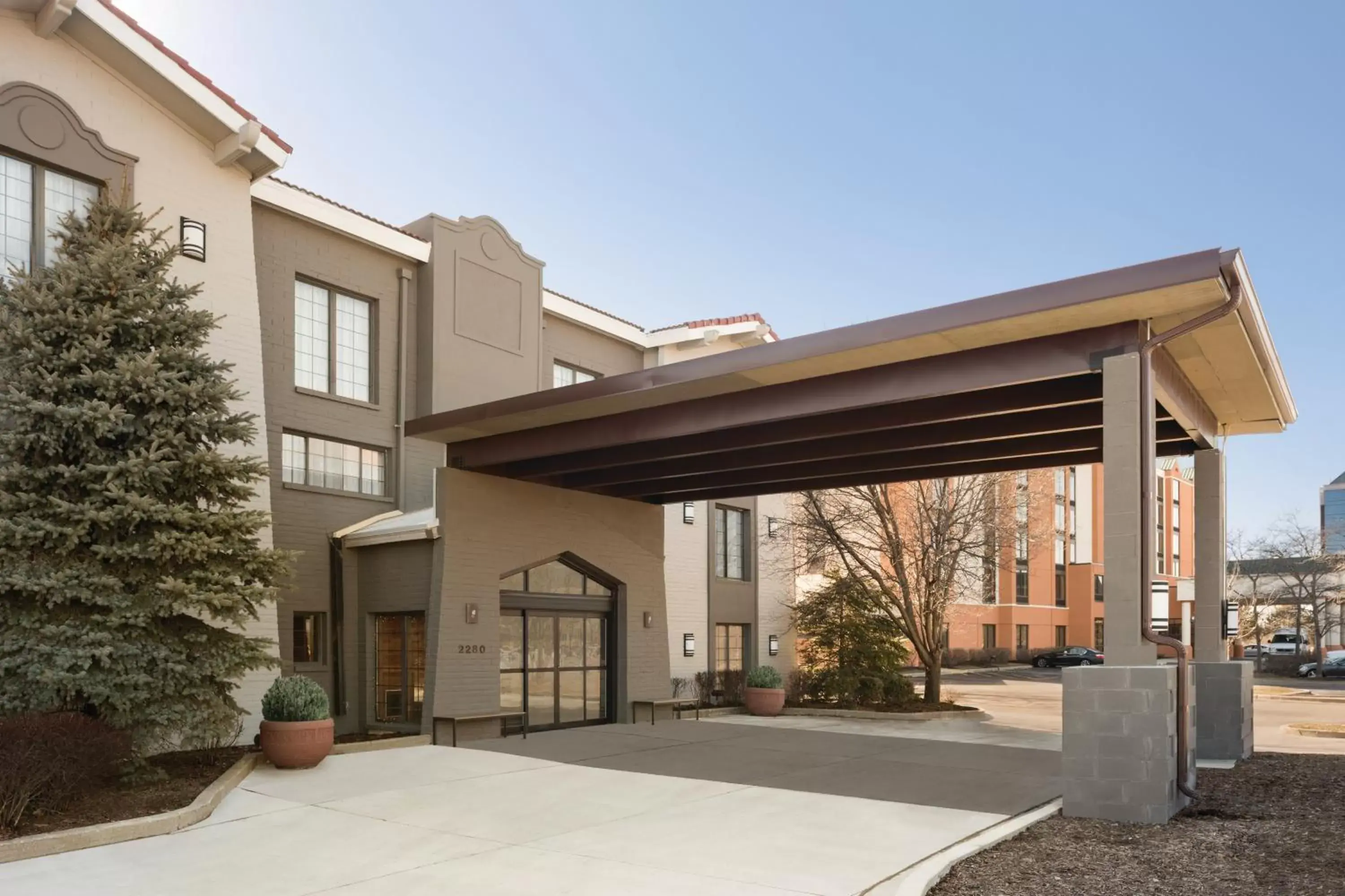 Facade/entrance, Property Building in Country Inn & Suites by Radisson, Chicago-Hoffman