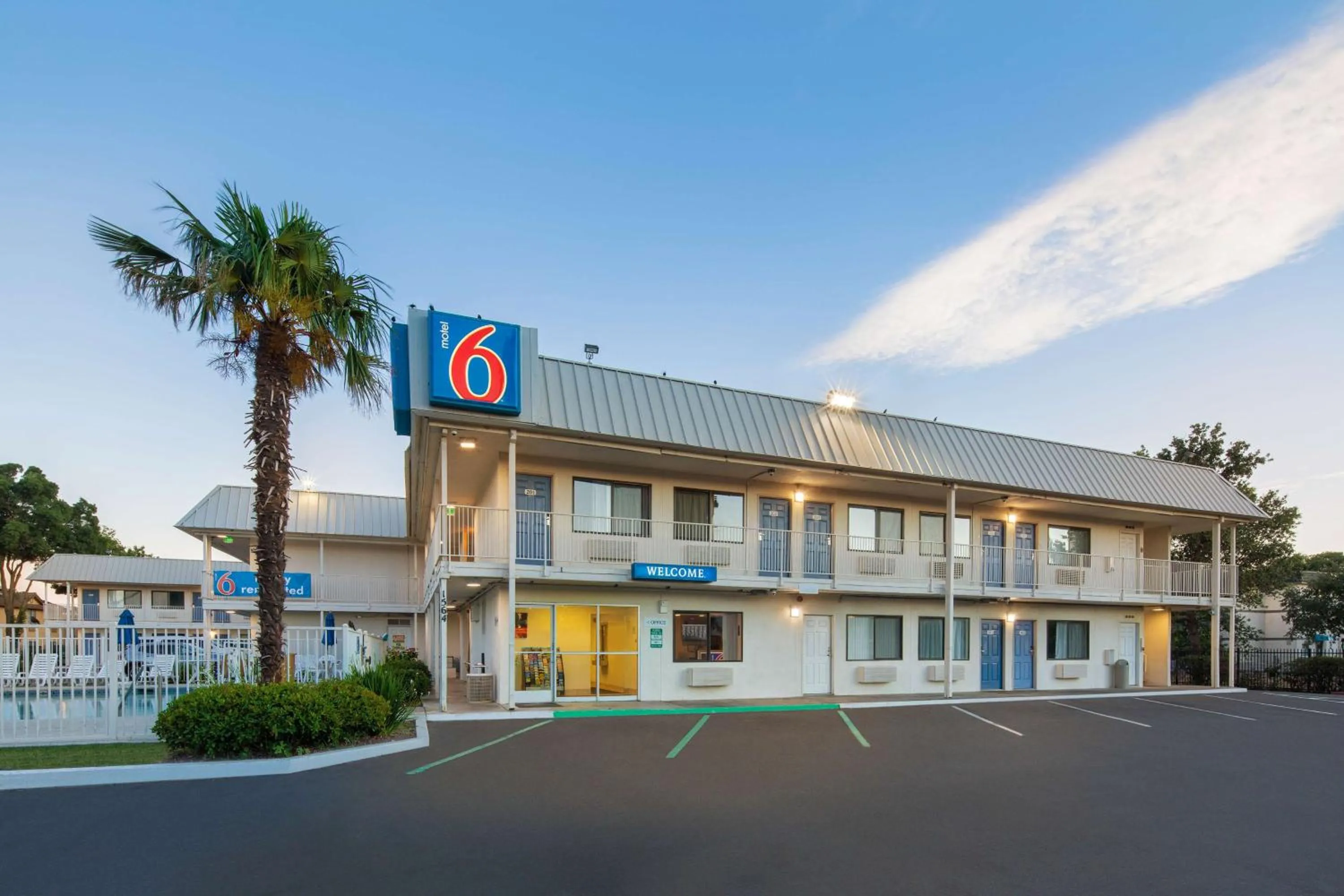 Property building in Motel 6-Woodland, CA Sacramento Airport