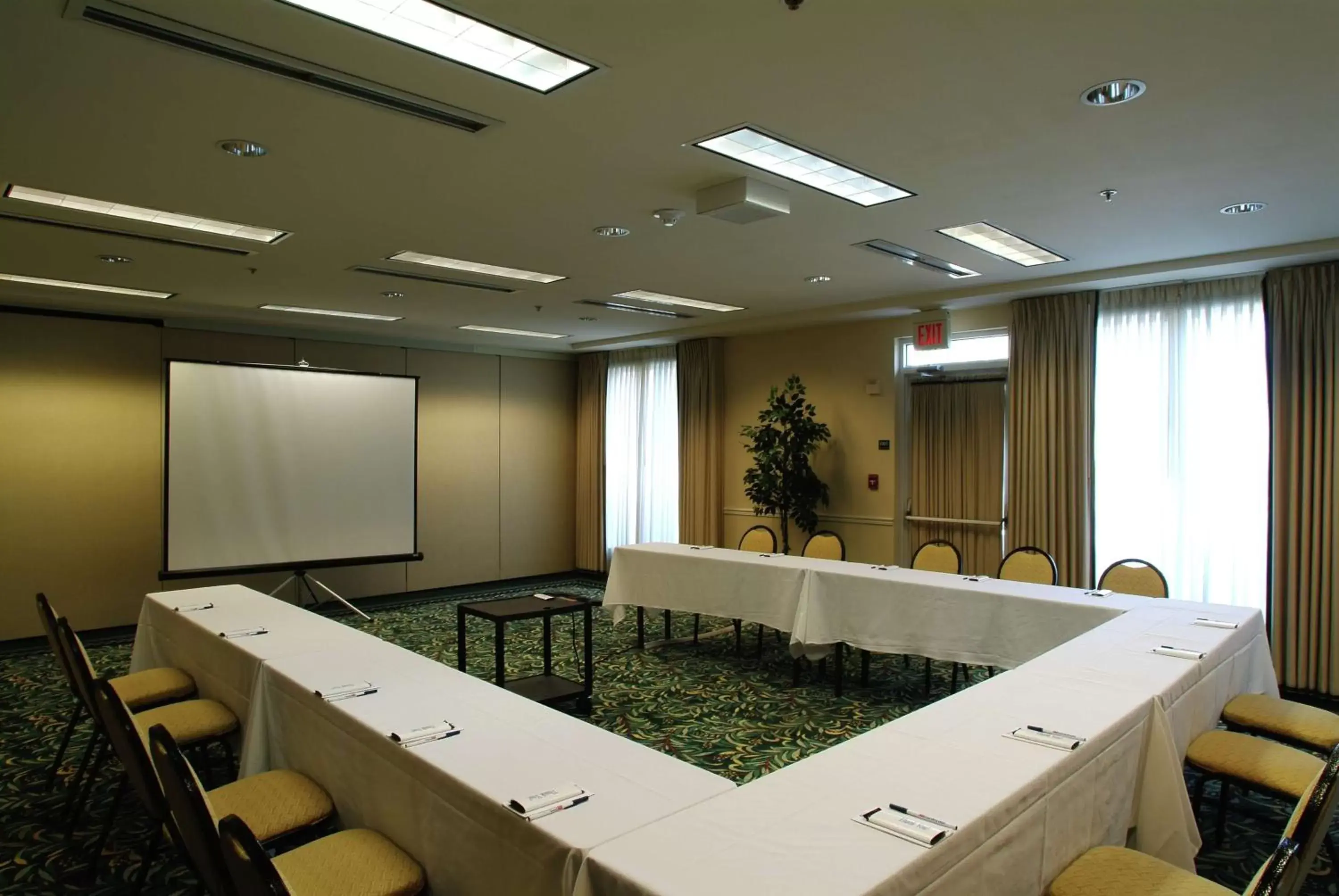 Meeting/conference room, Business Area/Conference Room in Hilton Garden Inn Tulsa Airport