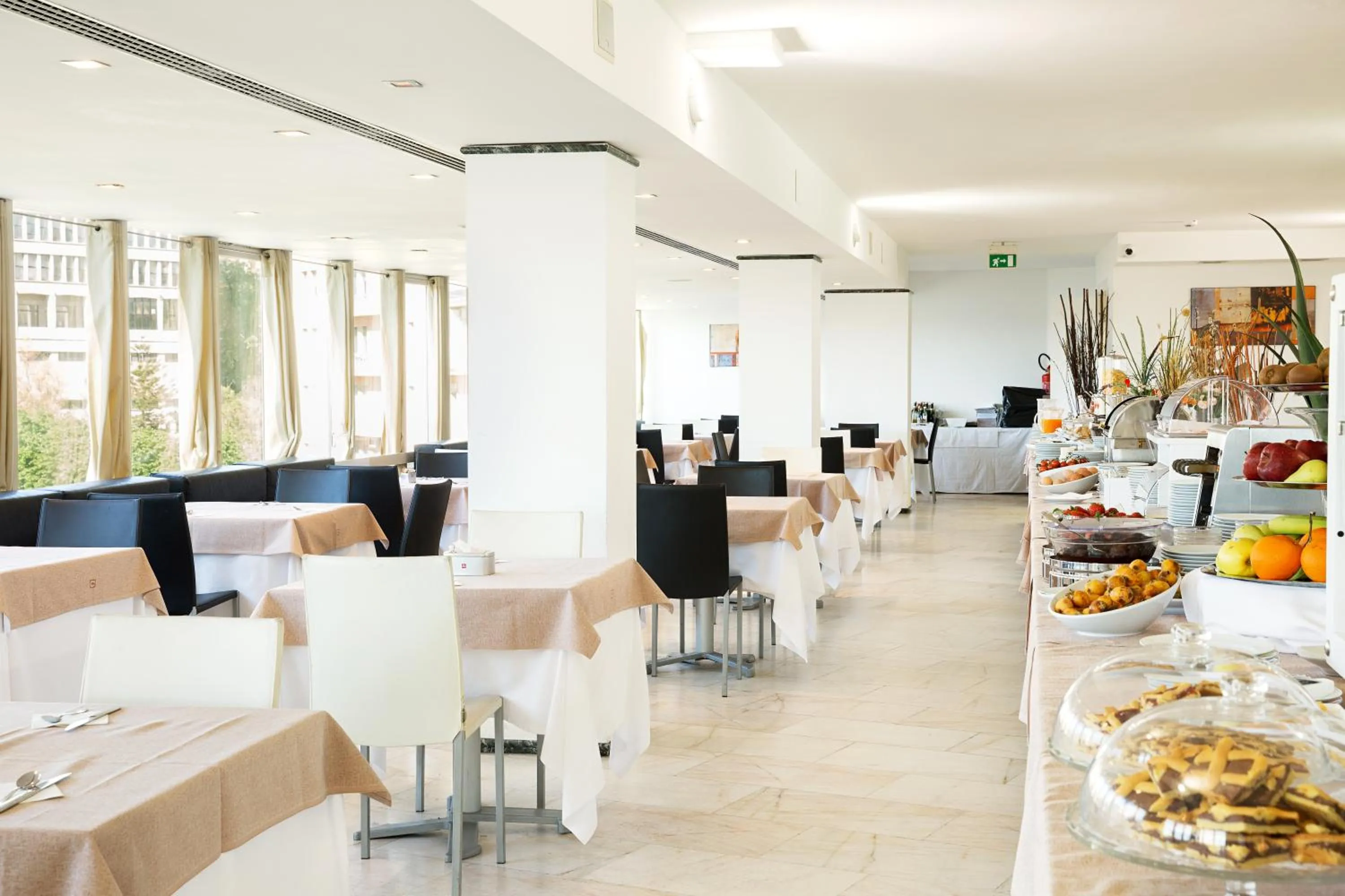 Restaurant/places to eat in Mediterraneo Palace Hotel