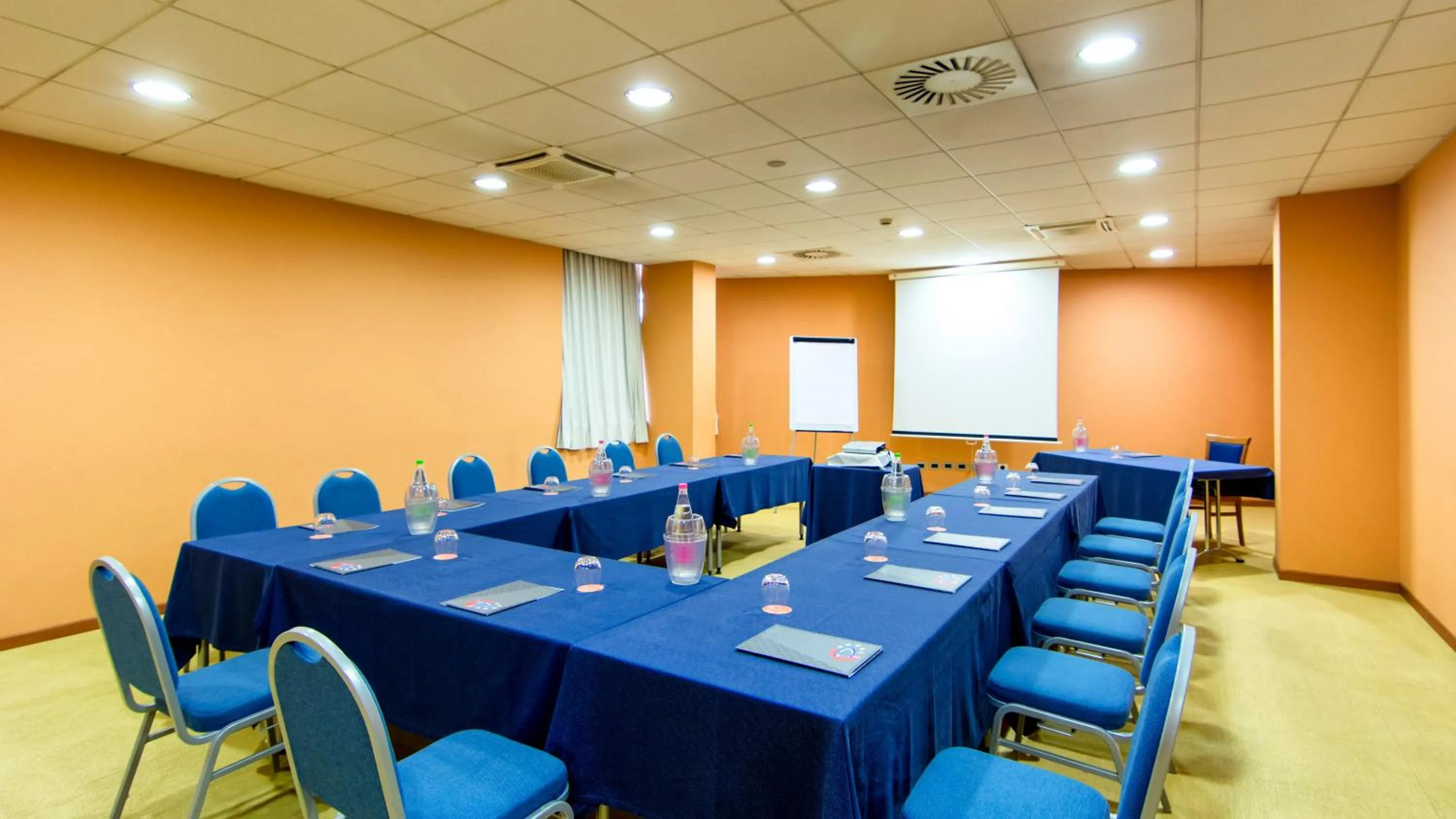Business facilities in Hotel Concorde