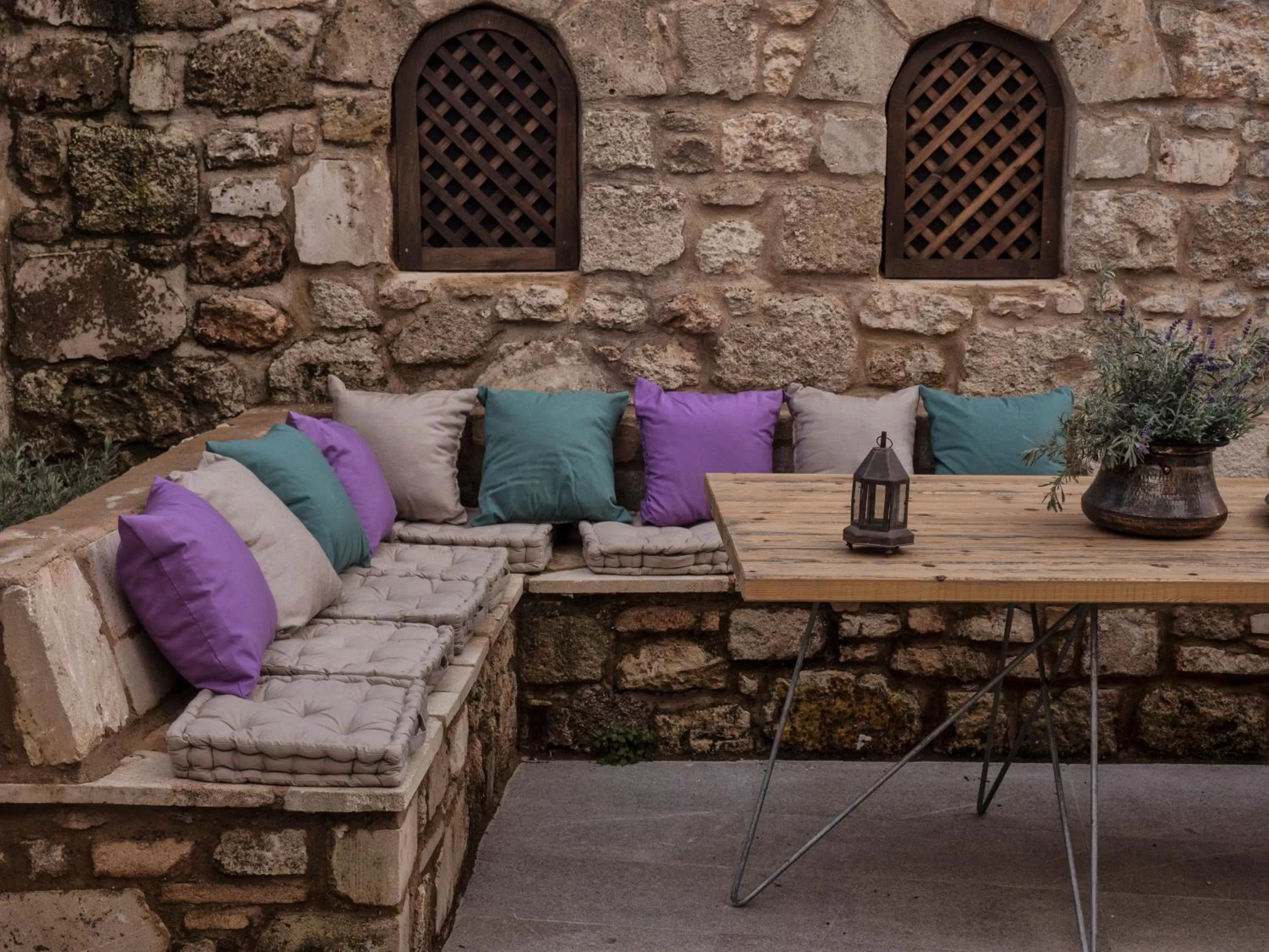 Communal lounge/ TV room in Trinity Boutique Hotel