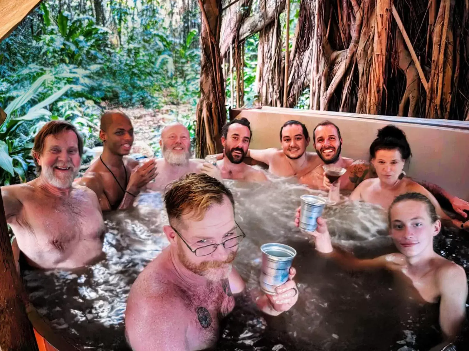 Hot Tub in Kehena Mauka Nui Club LGBTQIA+ Clothing Optional