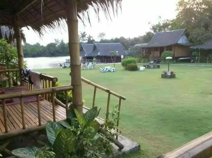 Bamboo House Resort