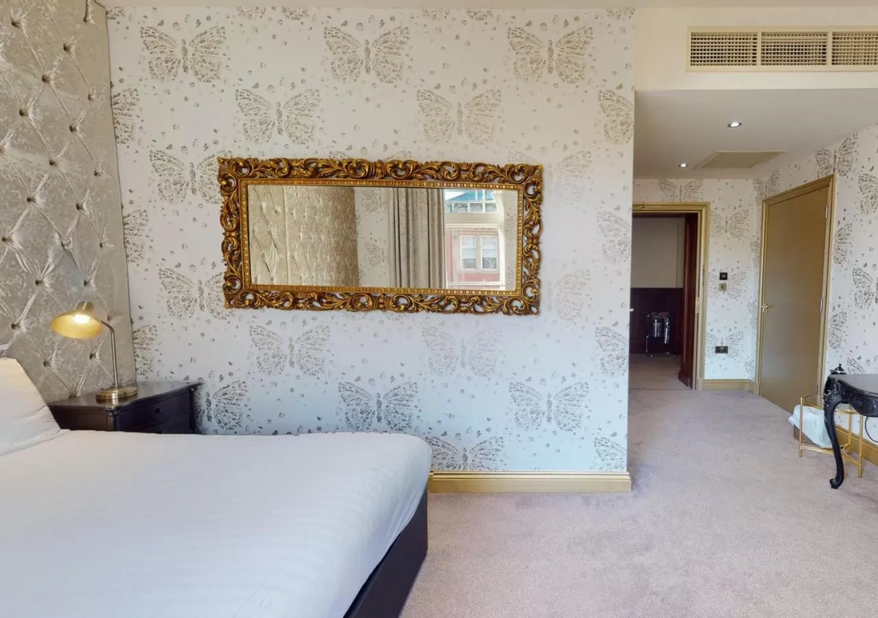 Bedroom, Bed in The Coal Exchange Hotel