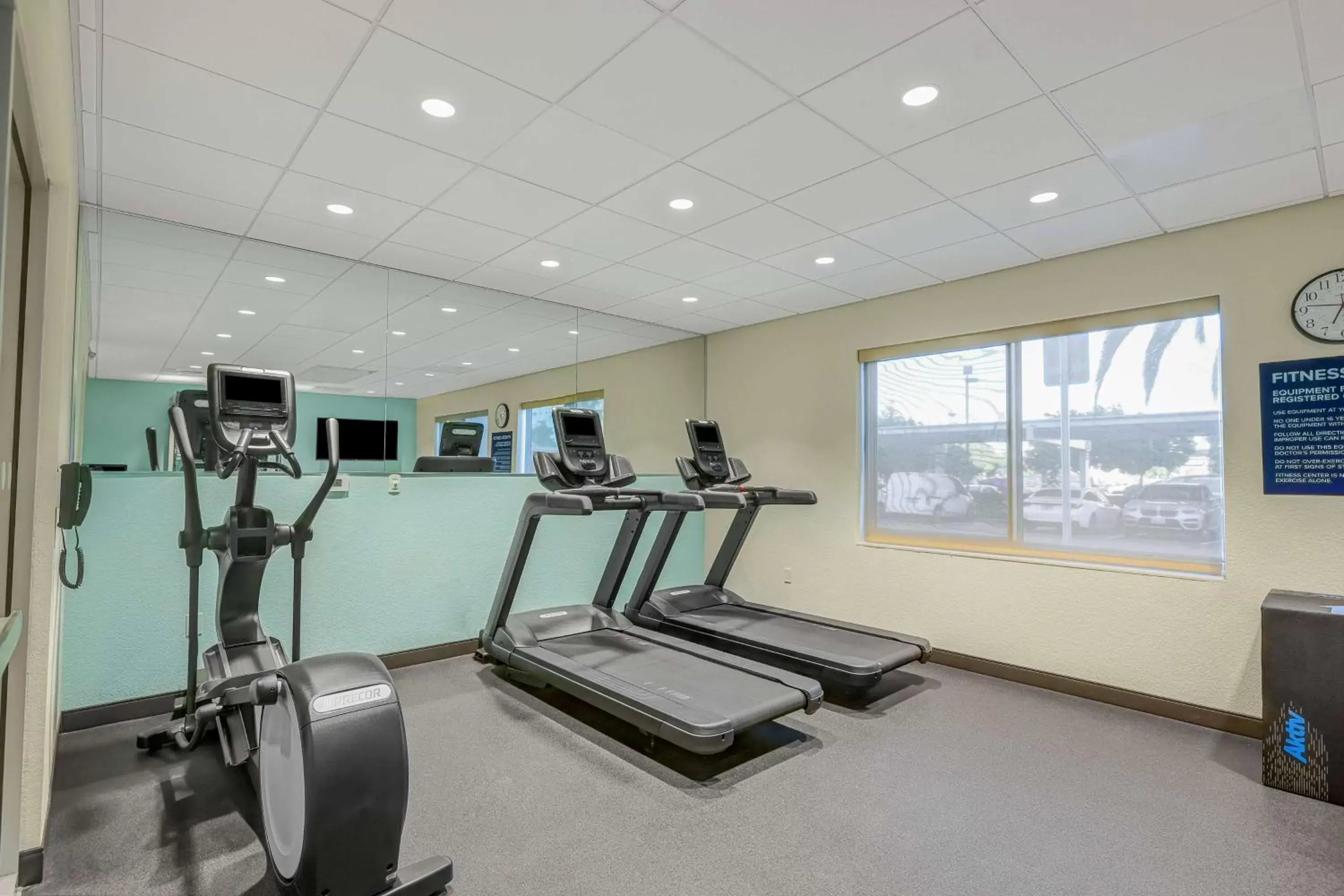 Fitness centre/facilities, Fitness Center/Facilities in Tru By Hilton Lathrop