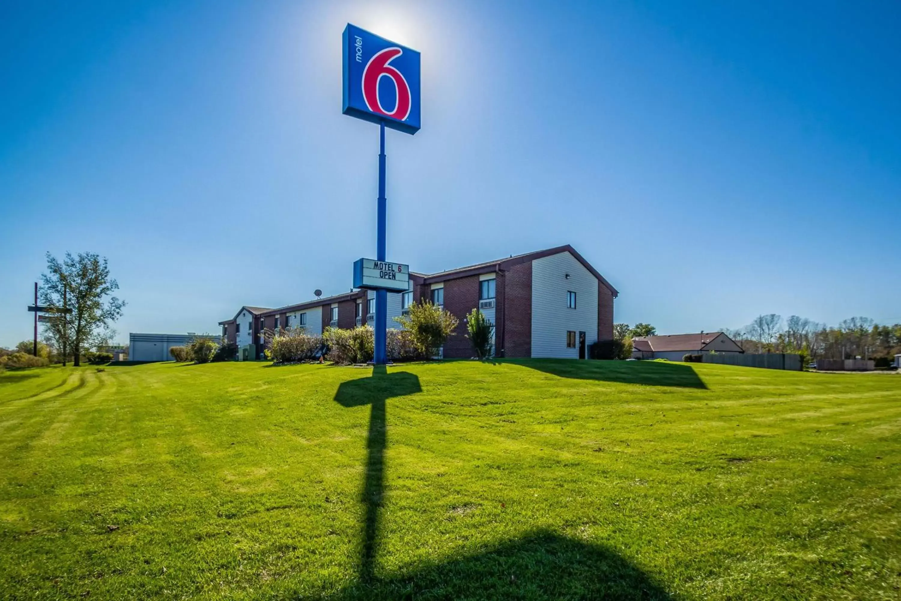 Motel 6-Saukville, WI Motel 6-Saukville, WI