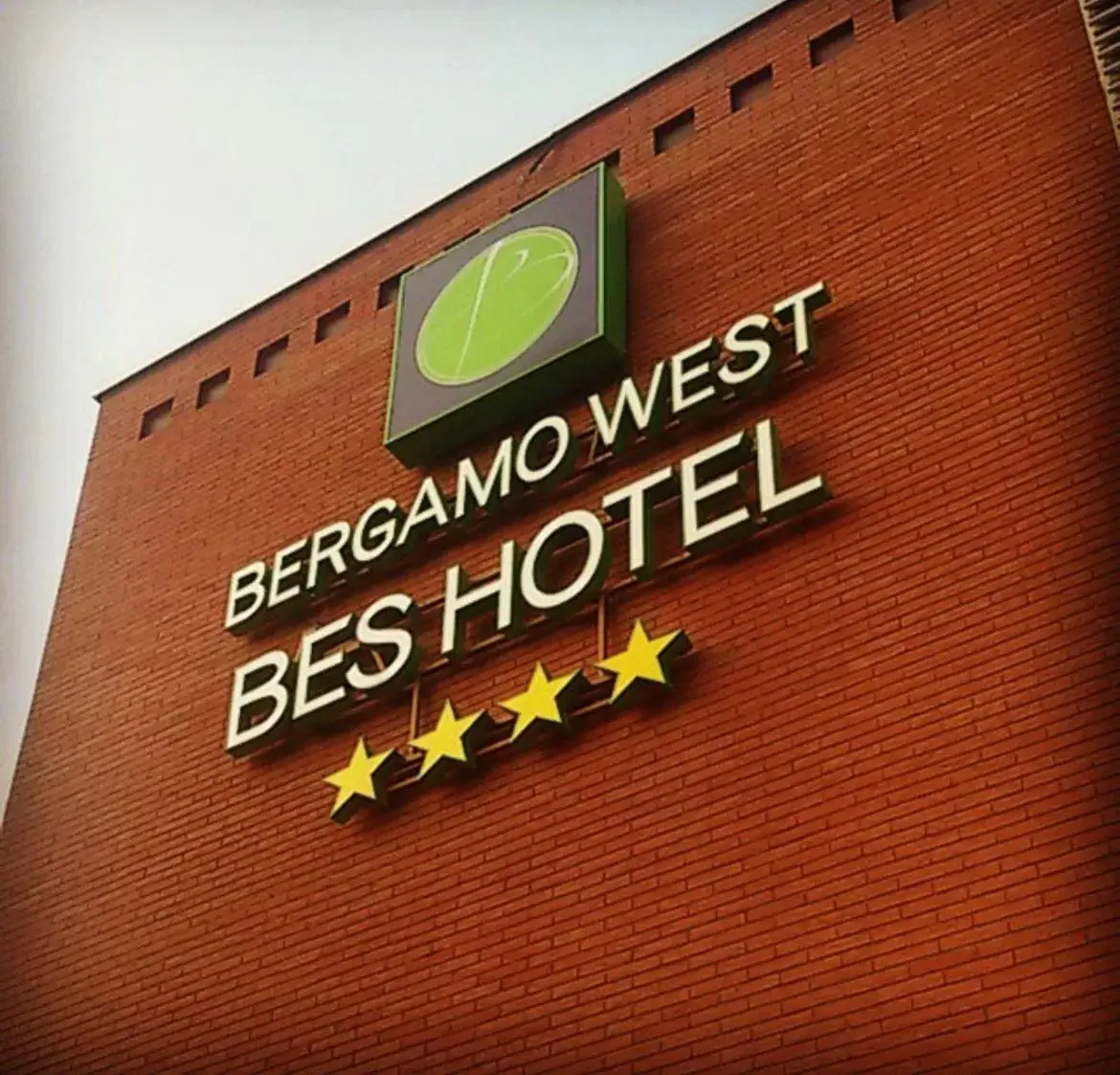 Property logo or sign in Bes Hotel Bergamo Ovest