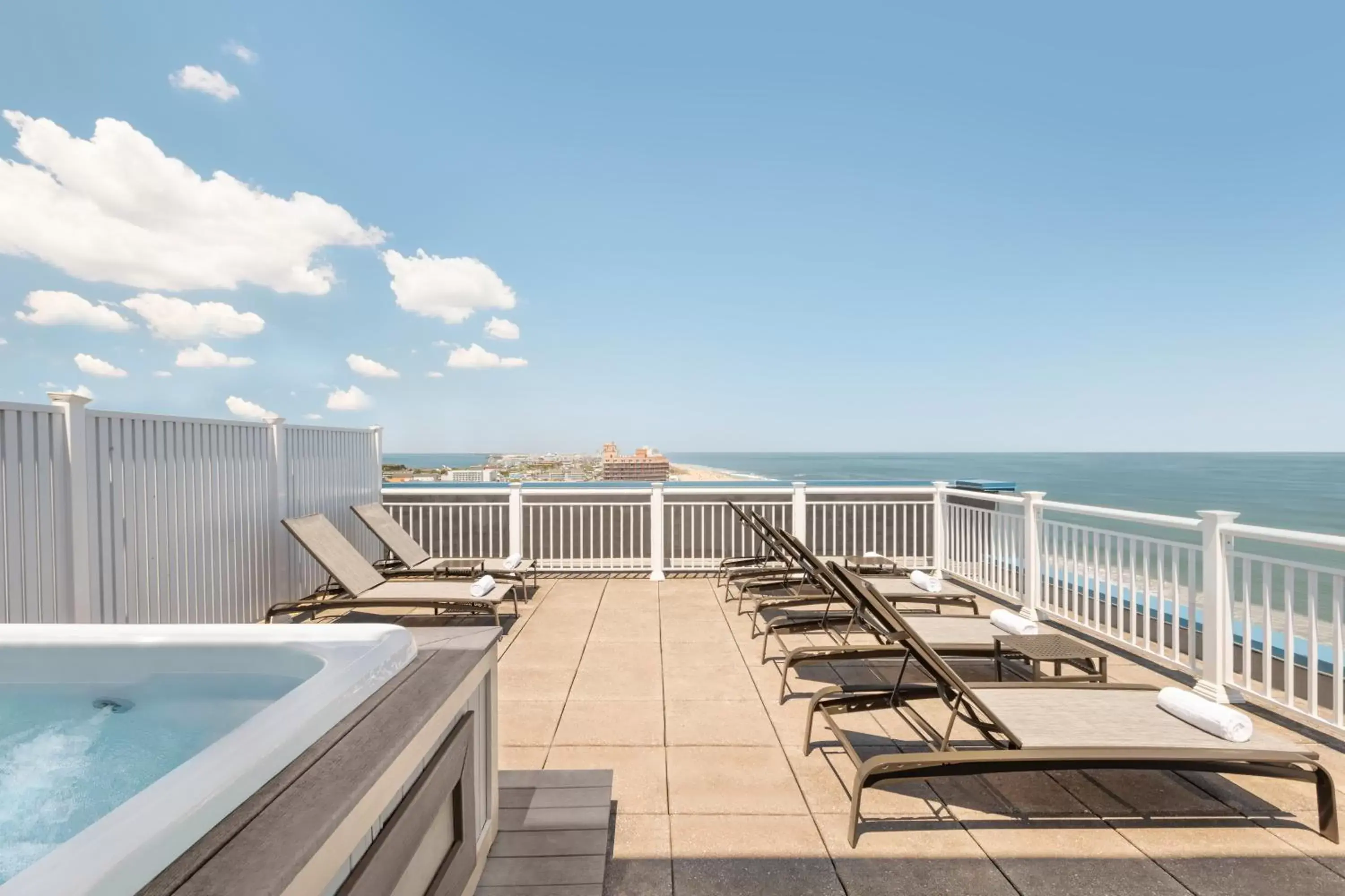 Bedroom, Swimming Pool in Holiday Inn & Suites Ocean City, an IHG Hotel