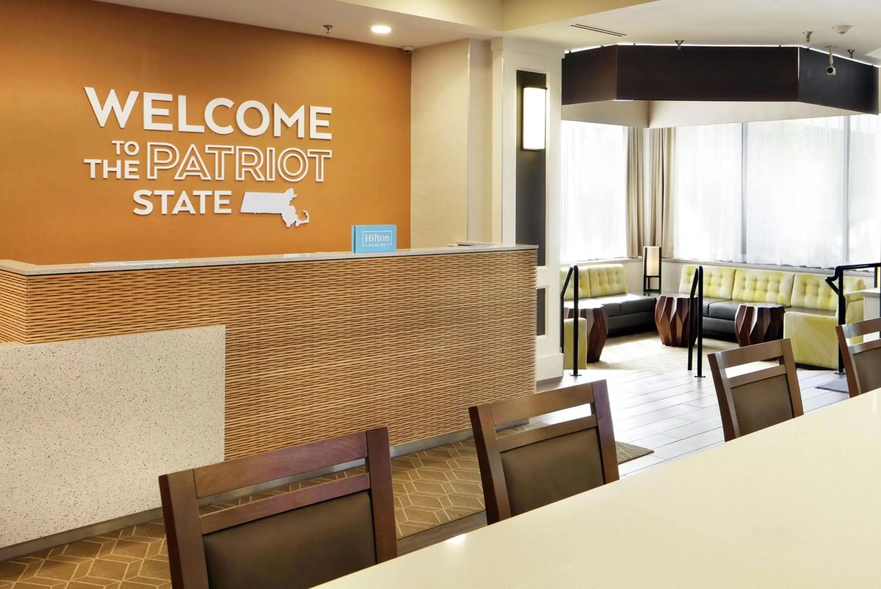 Lobby or reception in Hampton Inn Boston-Natick