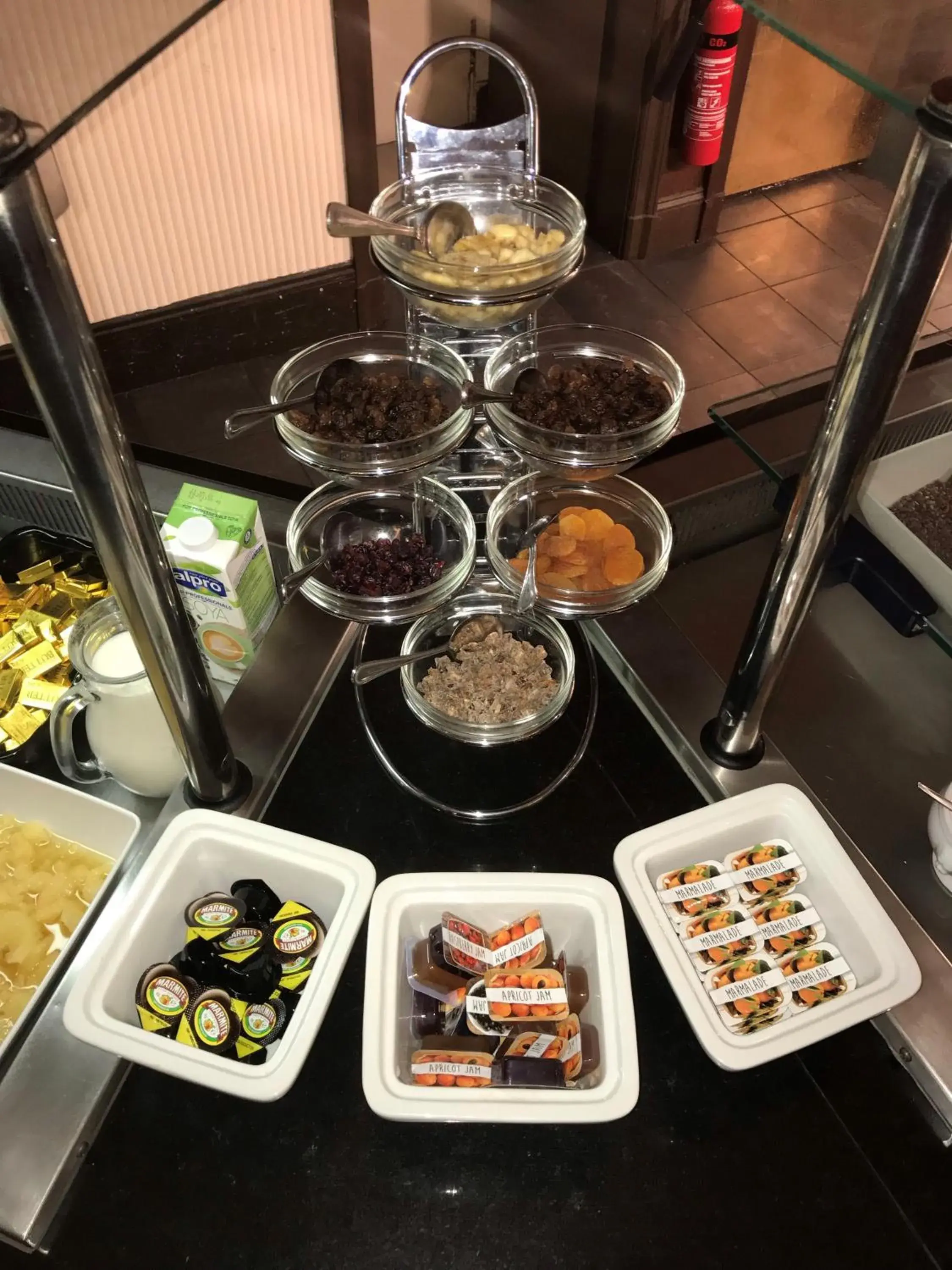 Breakfast in Ben Wyvis Hotel Breakfast in Ben Wyvis Hotel