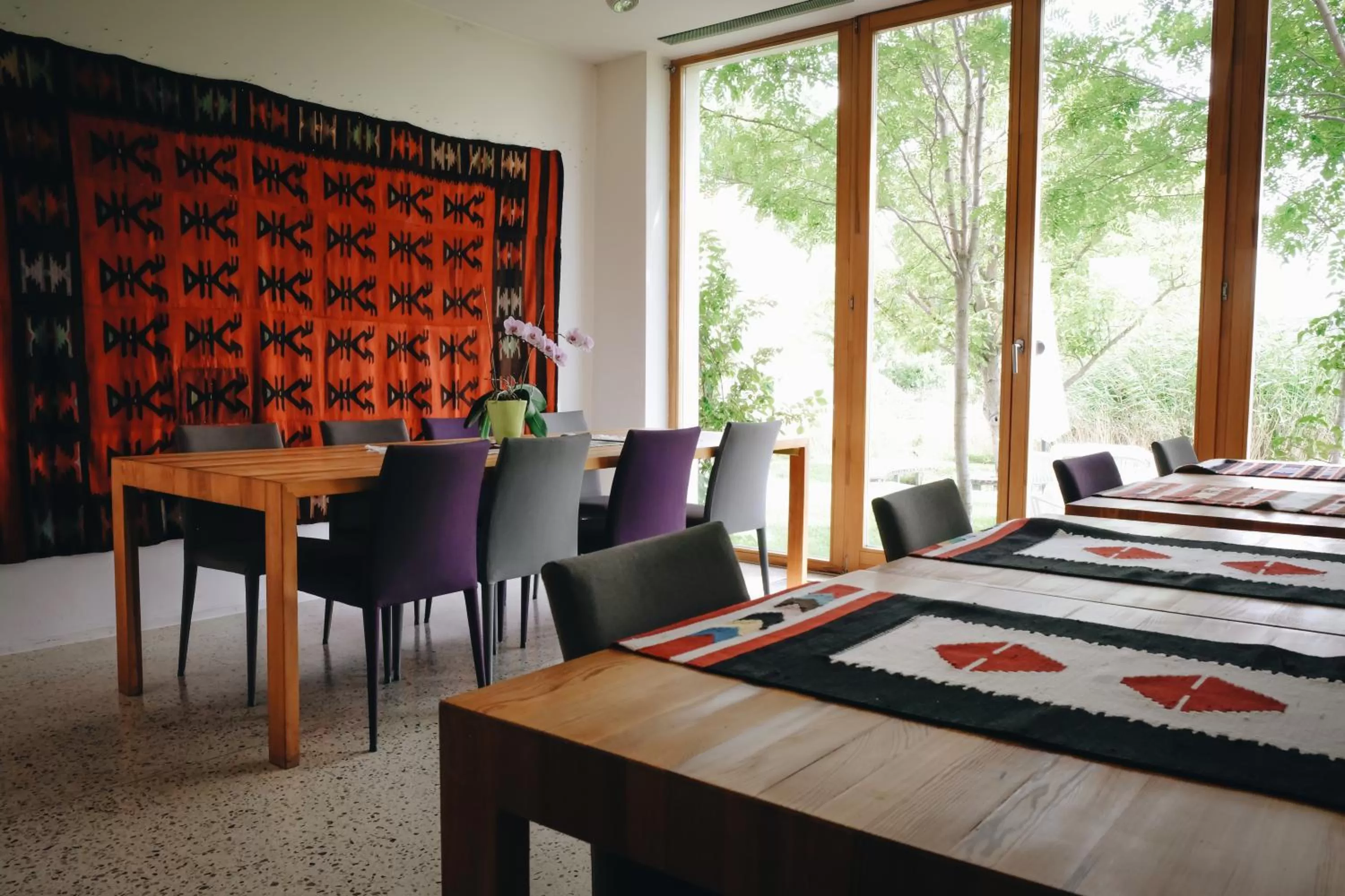 Restaurant/places to eat, Bed in Hotel Gracanica