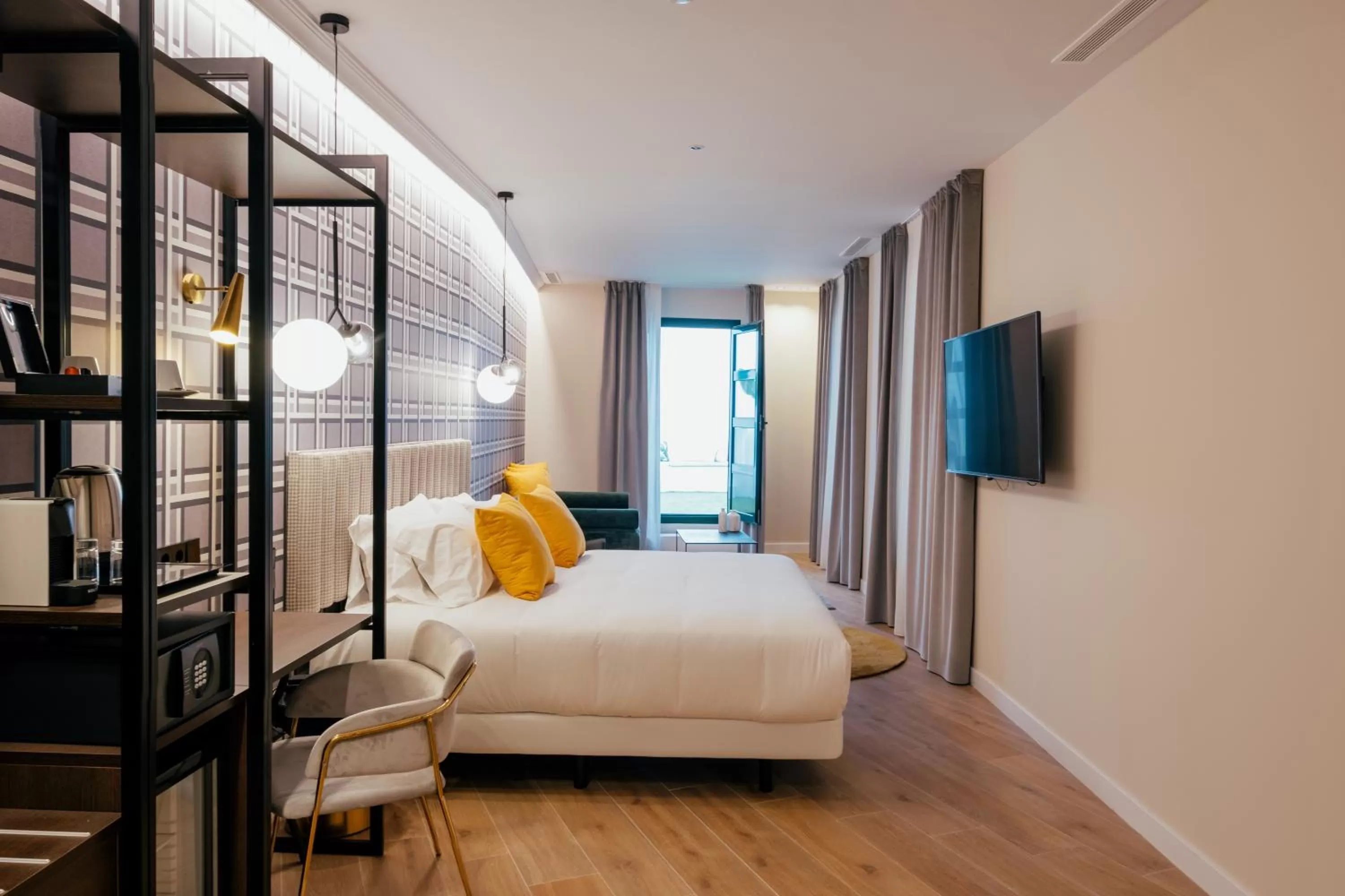 Photo of the whole room, Bed in Hotel Cetina Casa de las Telas Sevilla