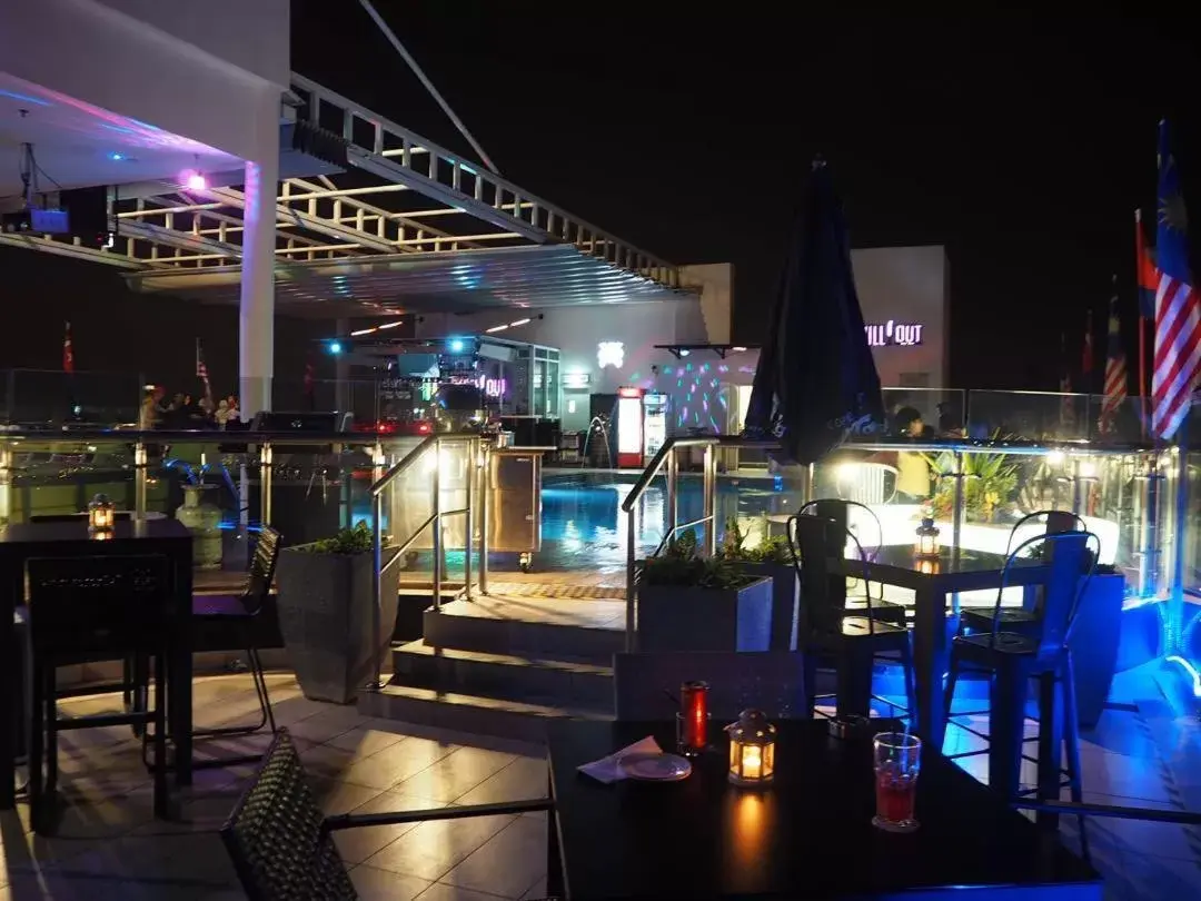 Lounge or bar, Restaurant/Places to Eat in Amerin Hotel Johor Bahru