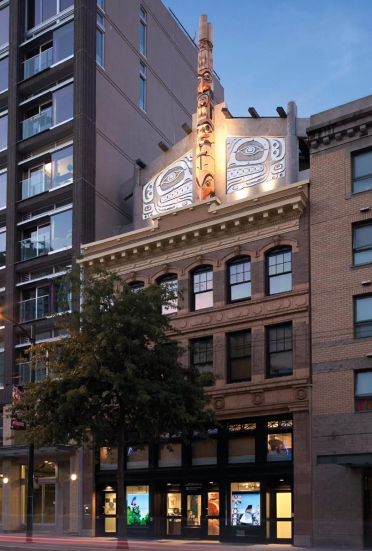 Nearby landmark in Skwachàys Lodge