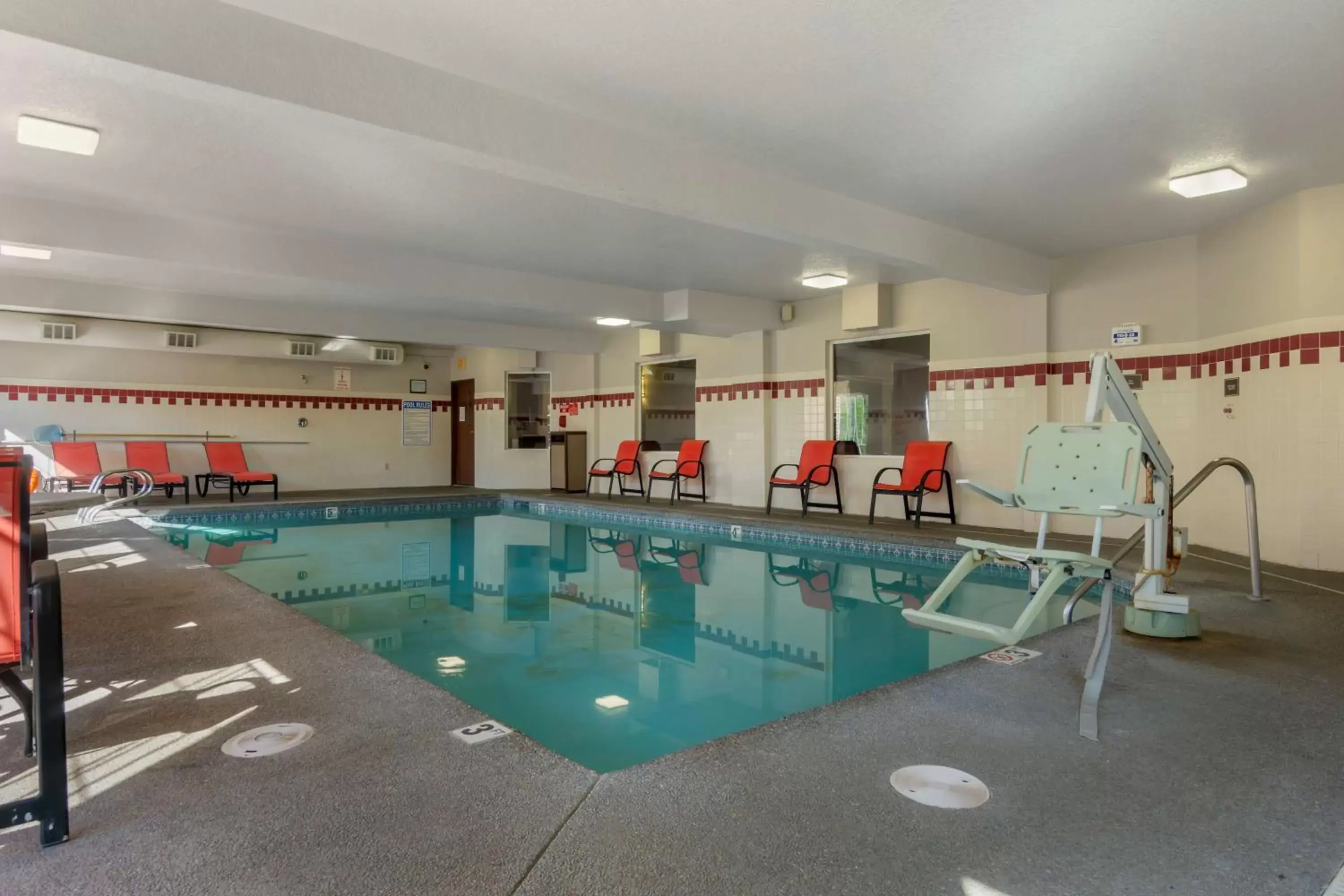 Pool view, Swimming Pool in Best Western Plus Park Place Inn & Suites